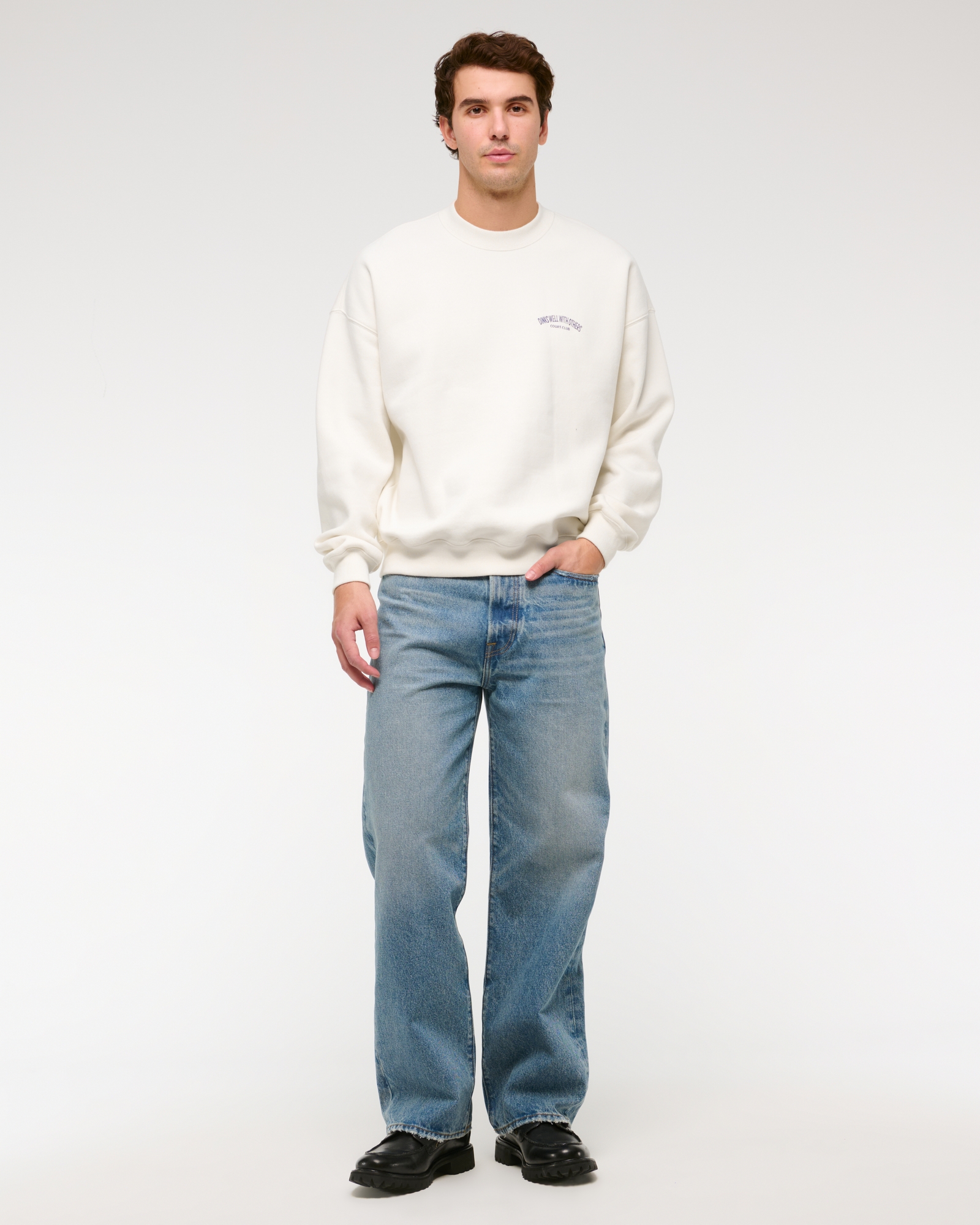 Sporty Graphic Crew Sweatshirt