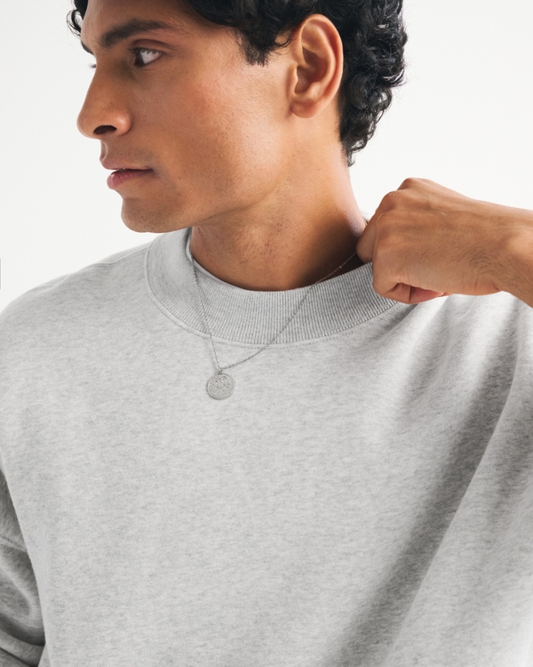 Essential Crew Sweatshirt