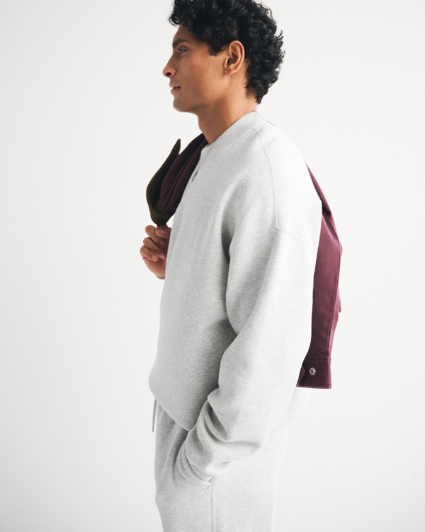 Essential Crew Sweatshirt