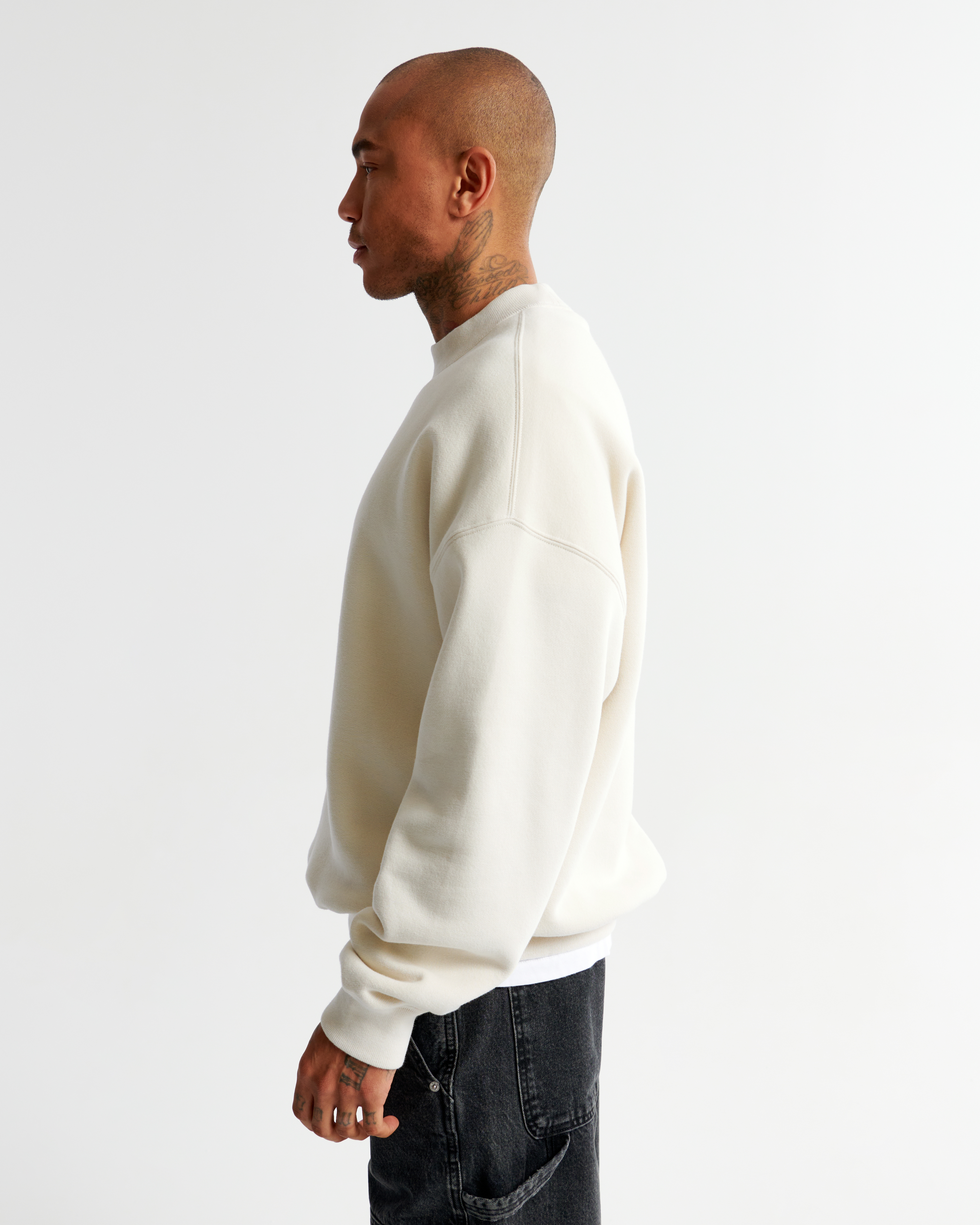 Essential Crew Sweatshirt