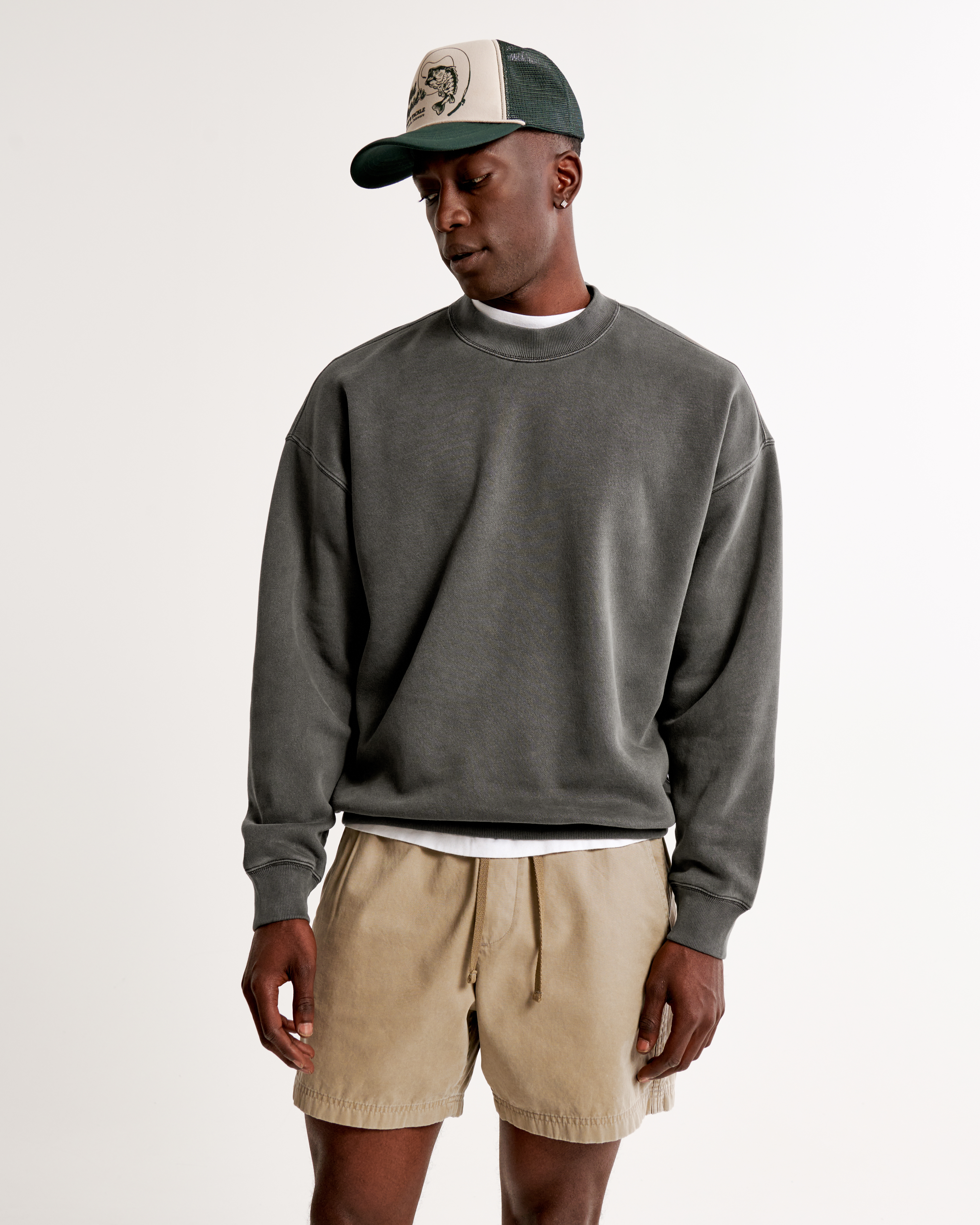 Essential crewneck outlet sweatshirt