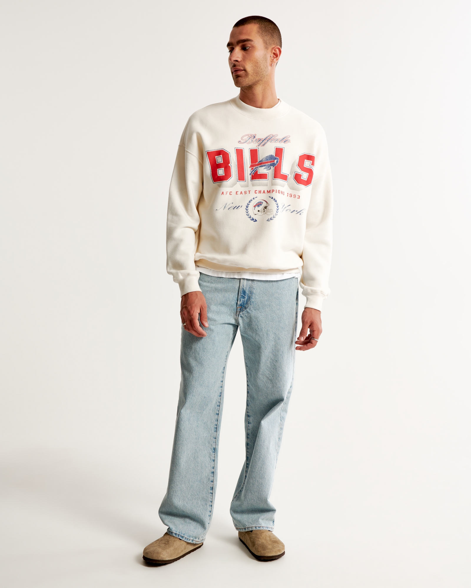 Buffalo Bills Billieve Unisex Crewneck Sweatshirt – Hot with Blue Cheese