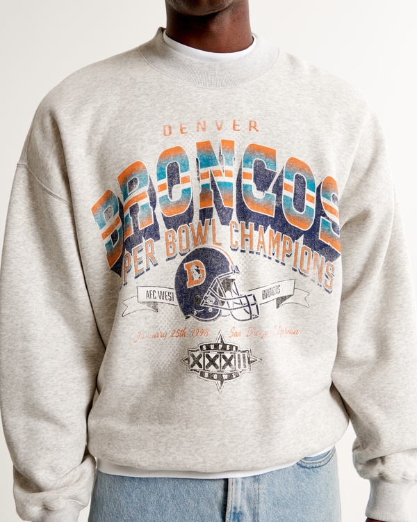 Denver Broncos Graphic Crew Sweatshirt, Light Heather Grey