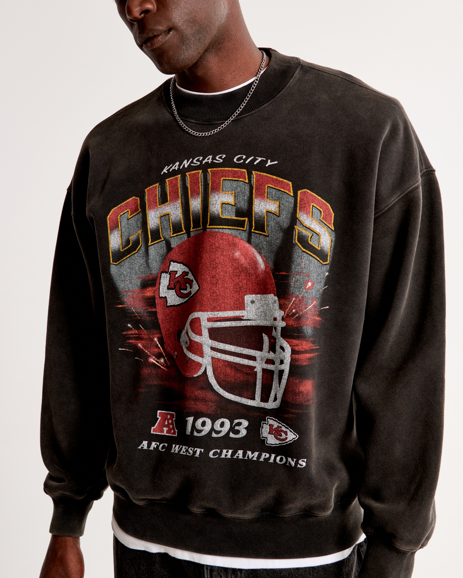 Men's Vintage Super Bowl Graphic Crew Sweatshirt in Black | Size M | Abercrombie & Fitch