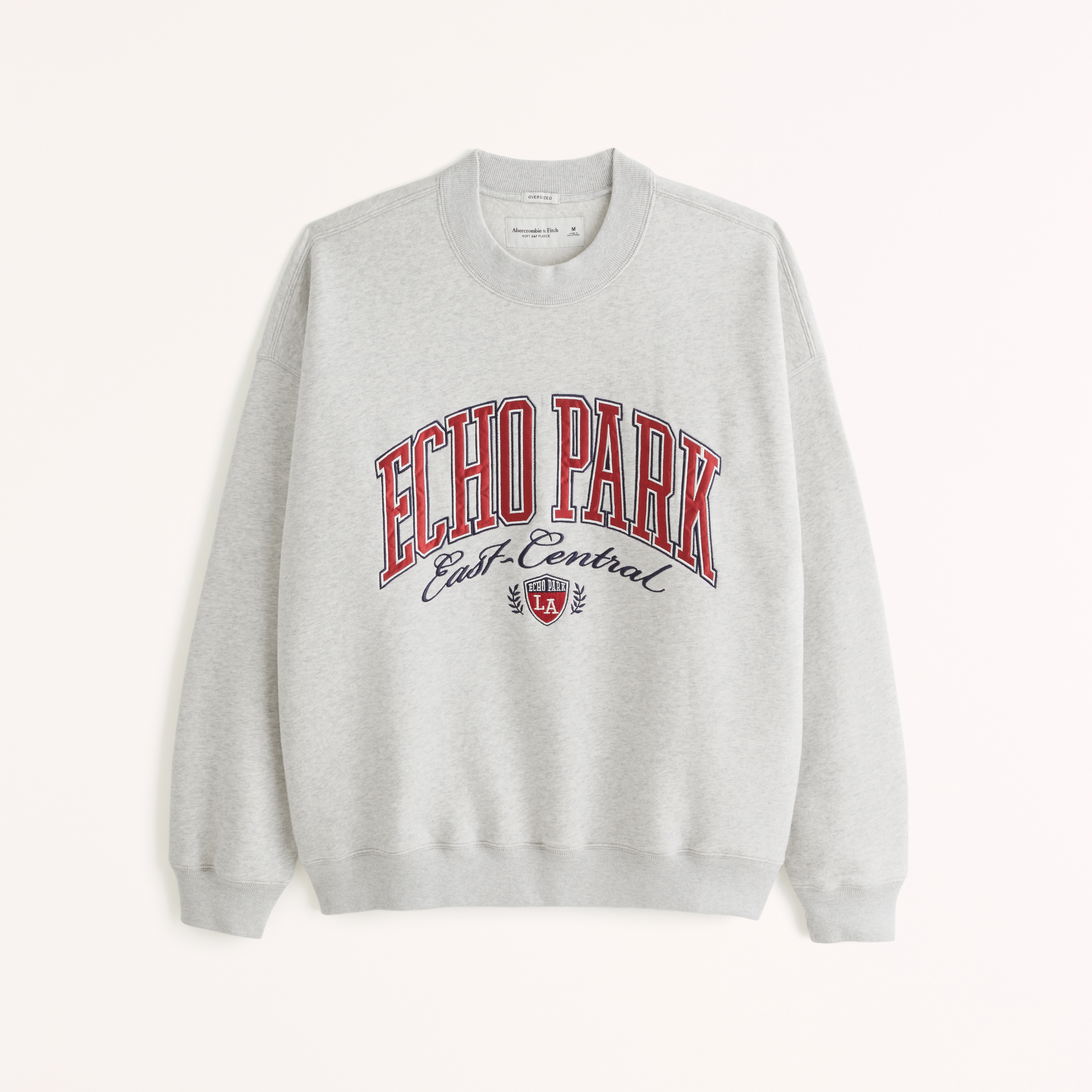 Abercrombie & Fitch Chicago Bulls Graphic Crew Sweatshirt