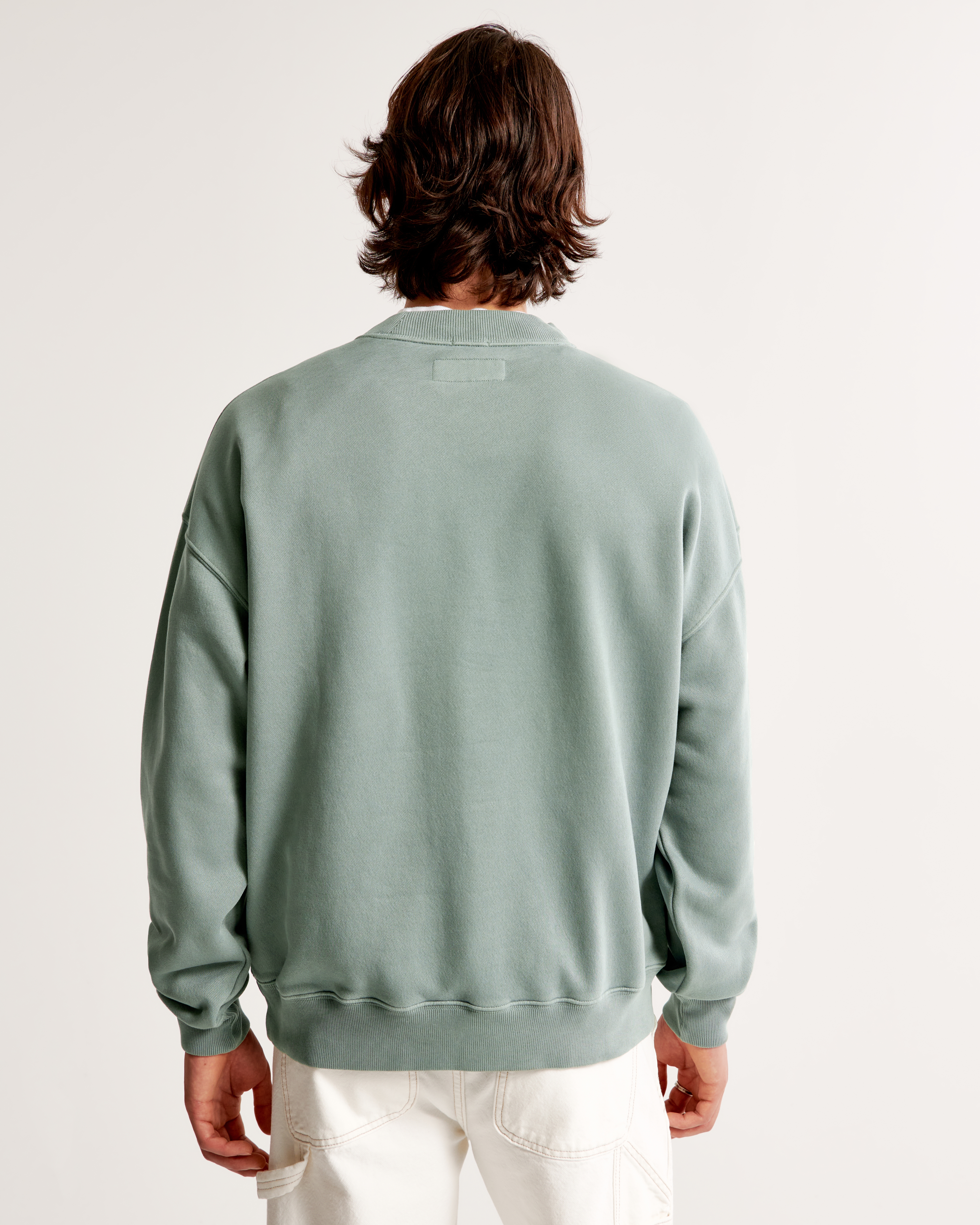 Men's Essential Crew Sweatshirt | Men's Tops | Abercrombie.com