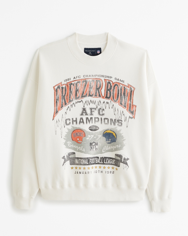 Vintage Freezer Bowl Graphic Crew Sweatshirt, Off White view 2