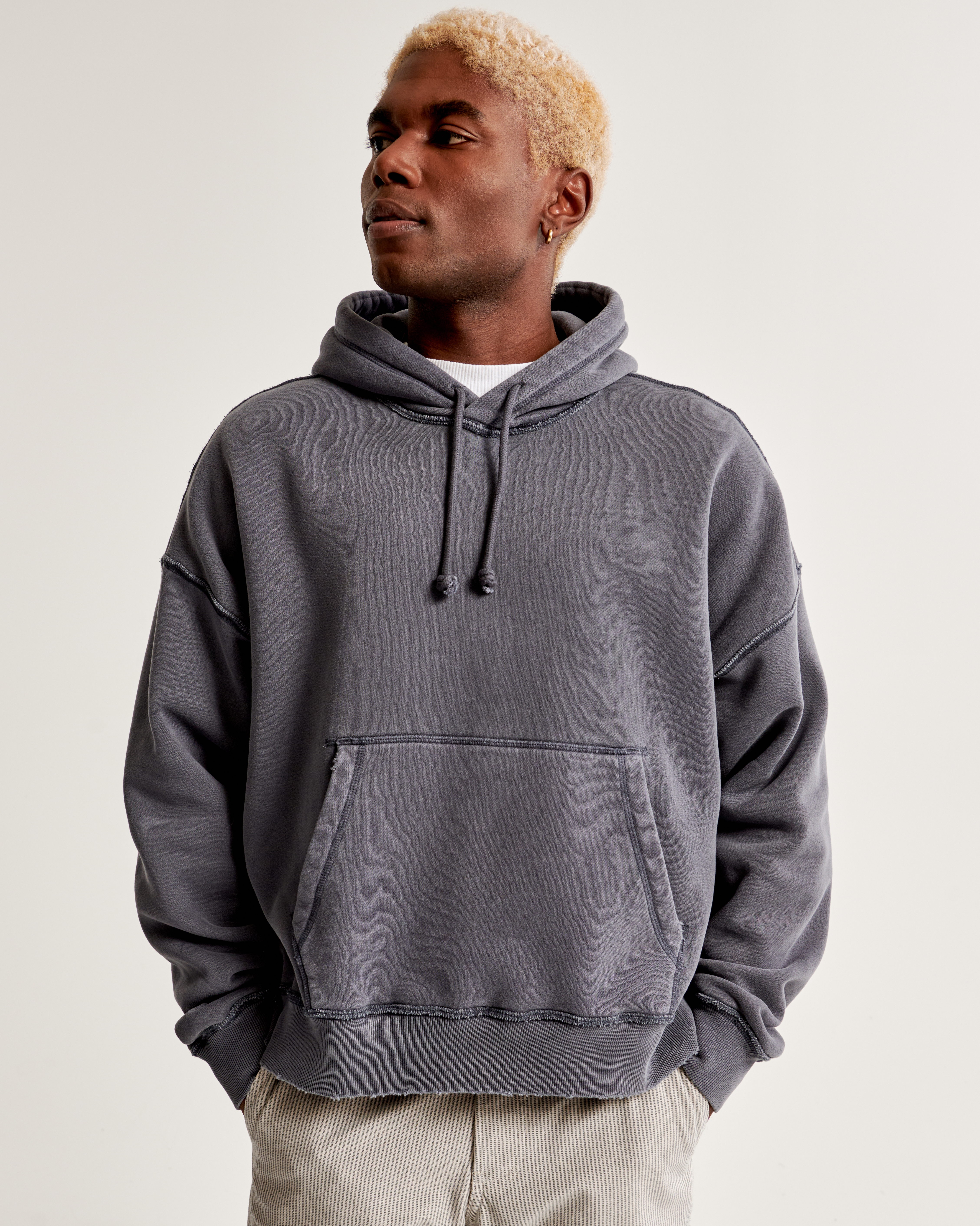 Cropped shop pullover hoodie