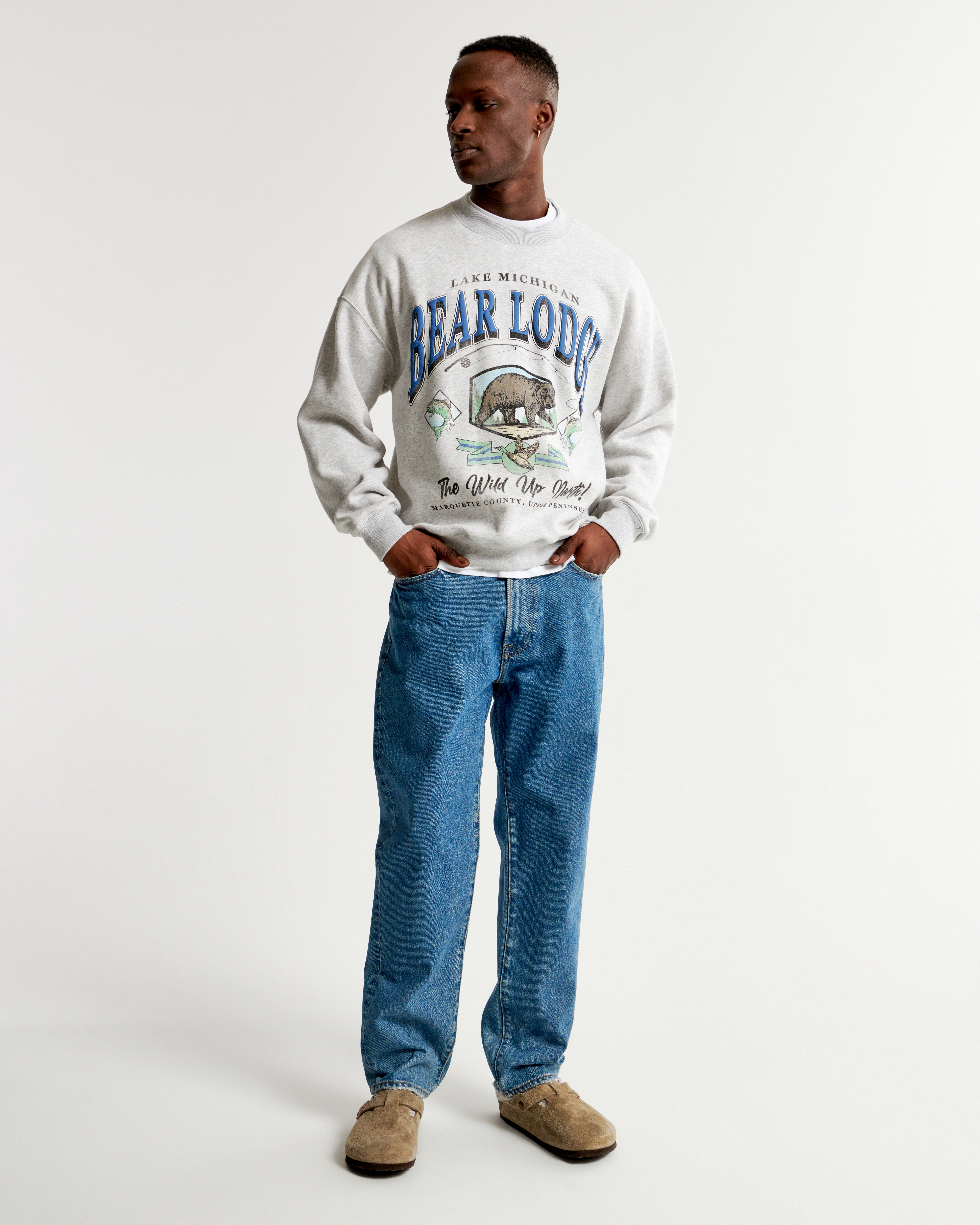 Bear Lodge Graphic Crew Sweatshirt