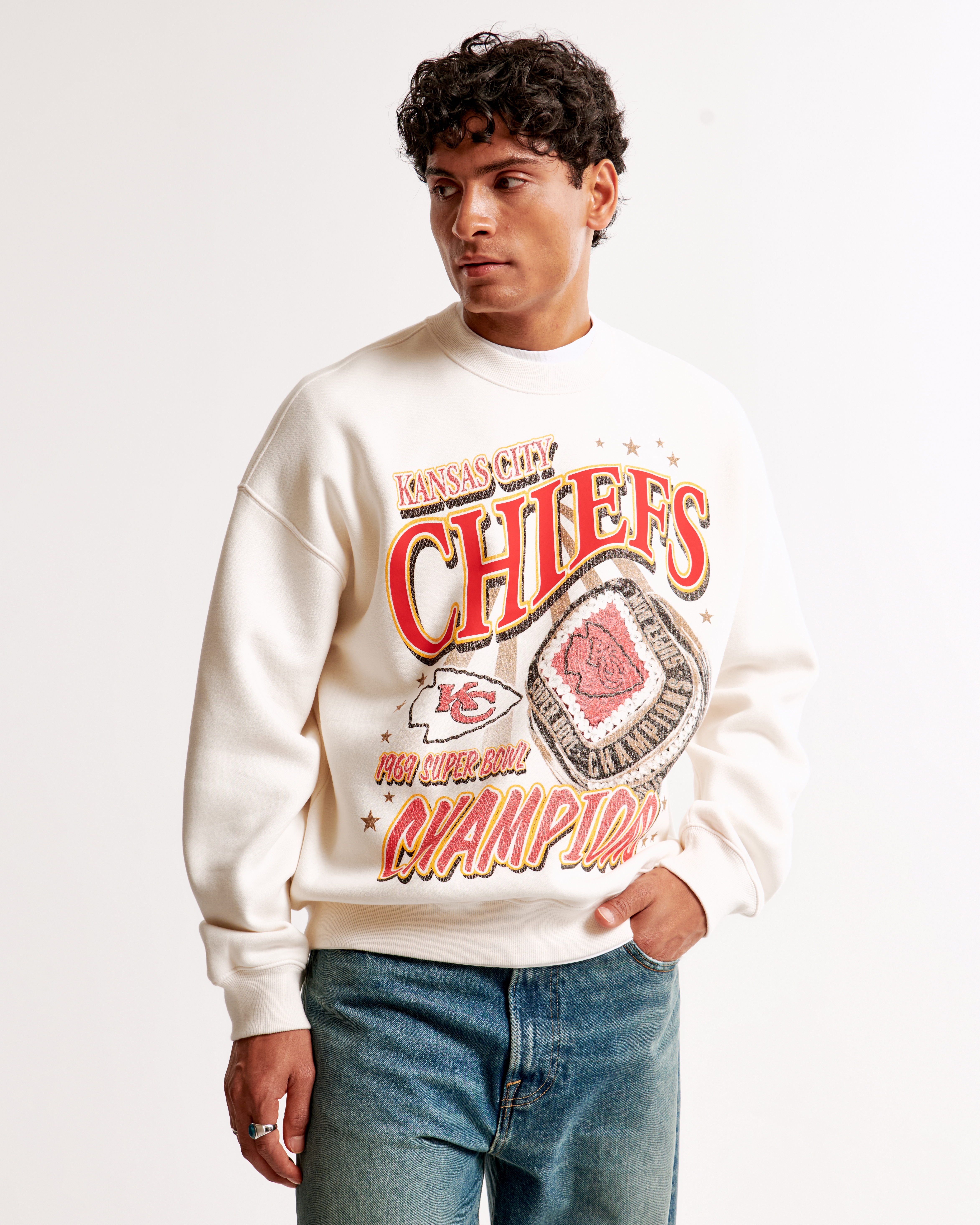 Abercrombie & Fitch Kansas City Chiefs Graphic Crew Sweatshirt In Neutral