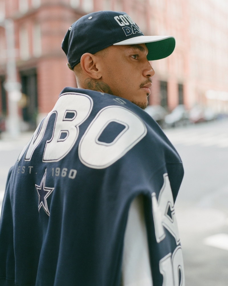 Dallas Cowboys Graphic Crew Sweatshirt