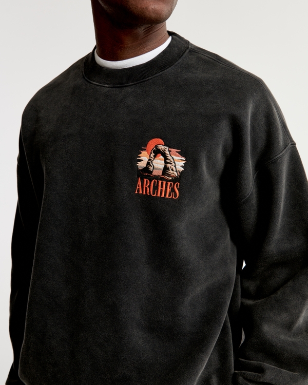 Arches Graphic Crew Sweatshirt, Black