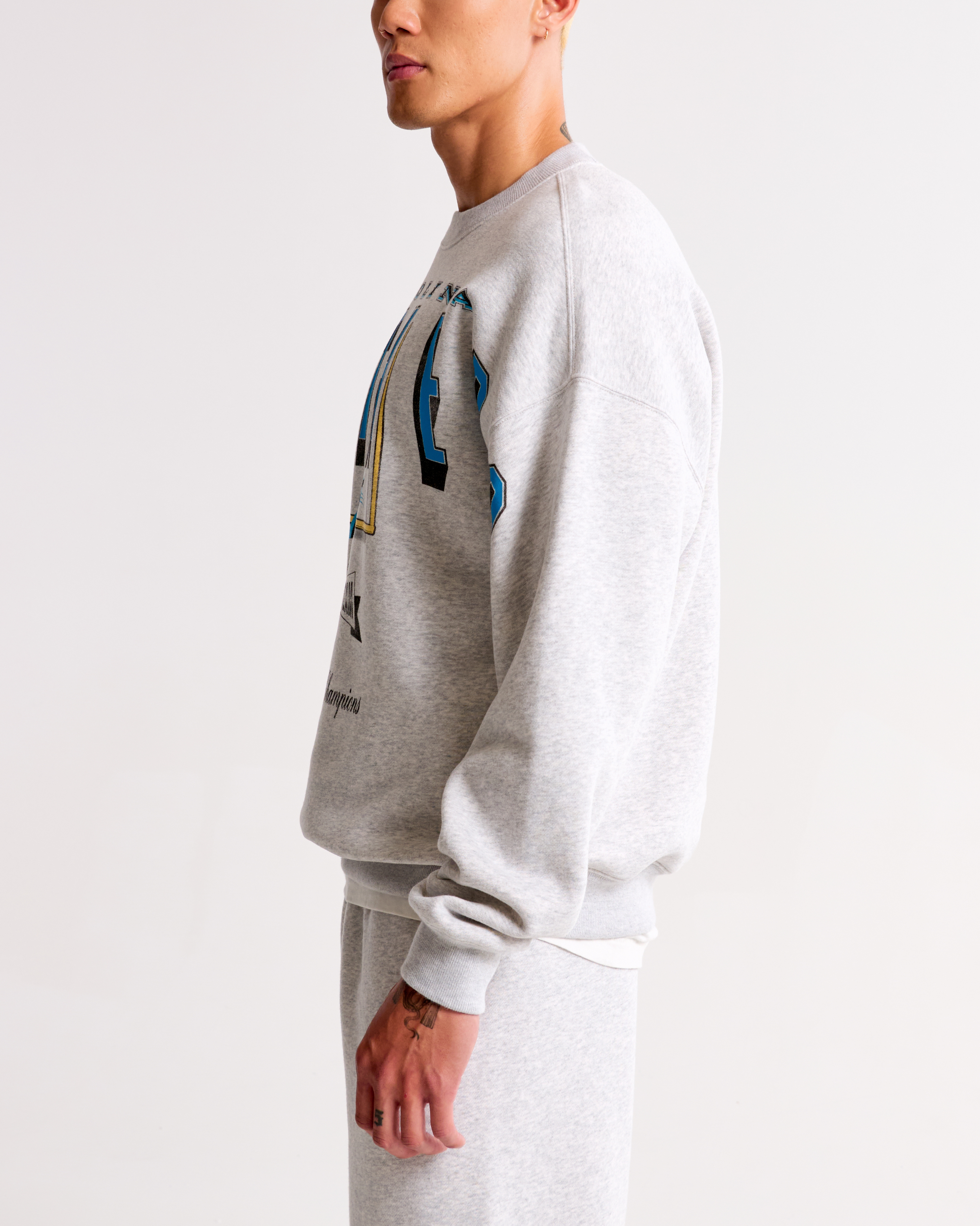 Men's Dallas Cowboys Graphic Crew Sweatshirt | Men's Tops