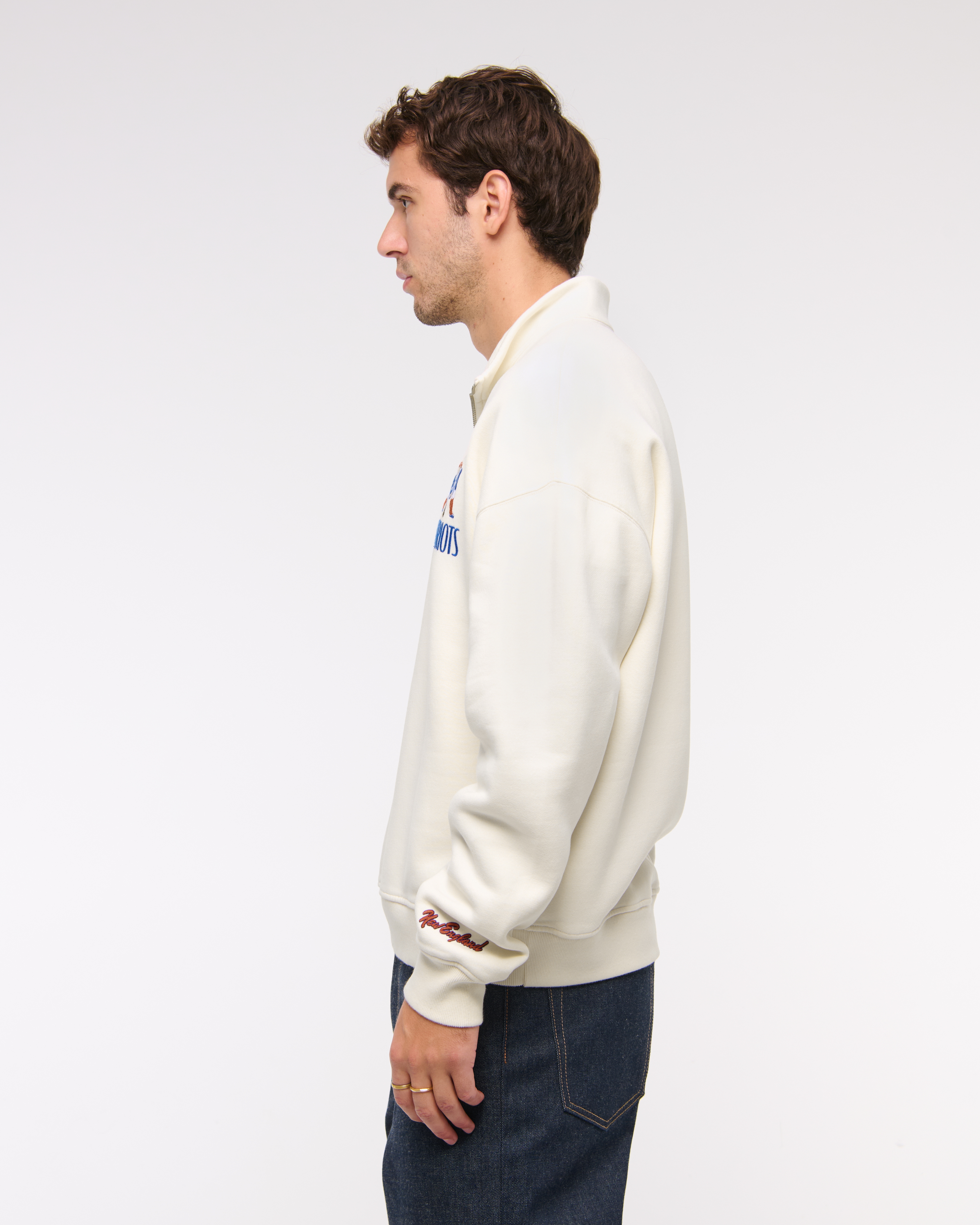 Men's New England Patriots Half-Zip Sweatshirt | Men's Tops