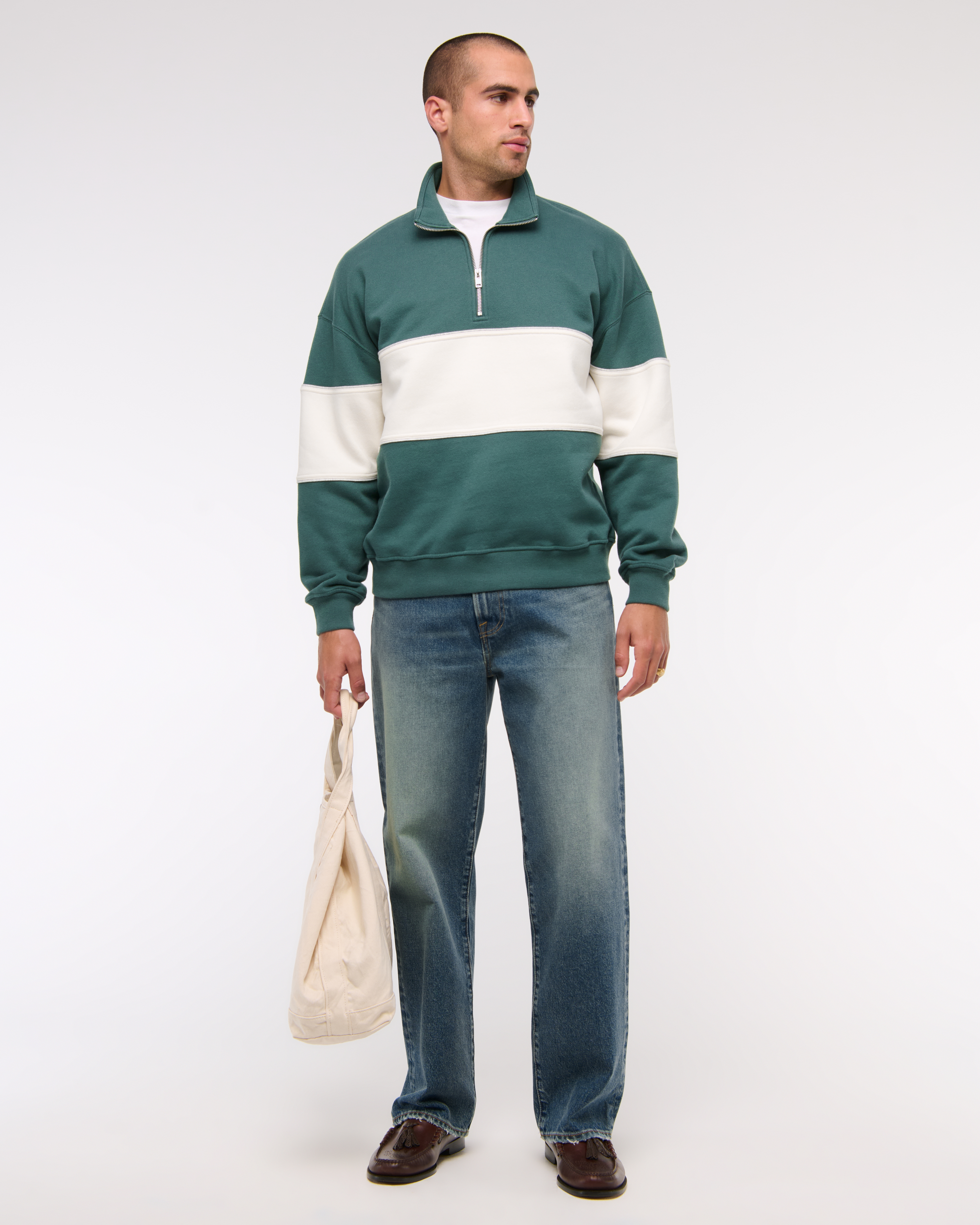 ★Abercrombie & Fitch★ エッセンシャル クルー スウェット KIC_122-4311-00501-108_model3.