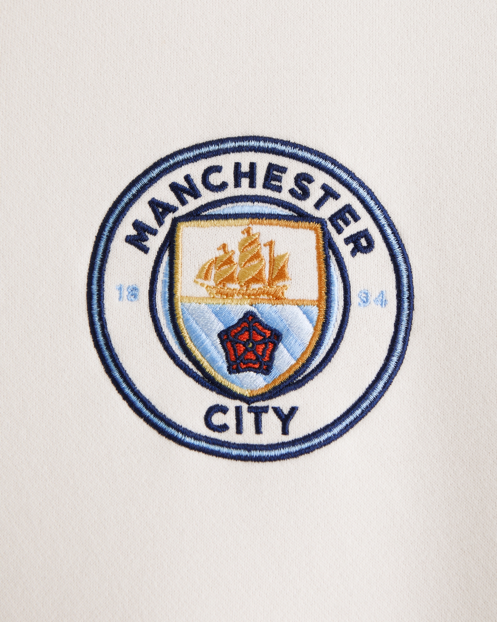 Manchester City FC Graphic Half-Zip Sweatshirt