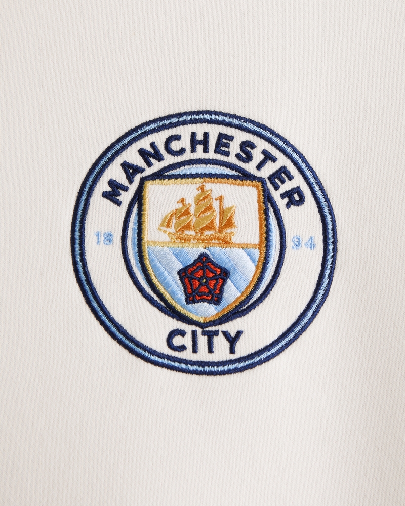 Manchester City FC Graphic Half-Zip Sweatshirt