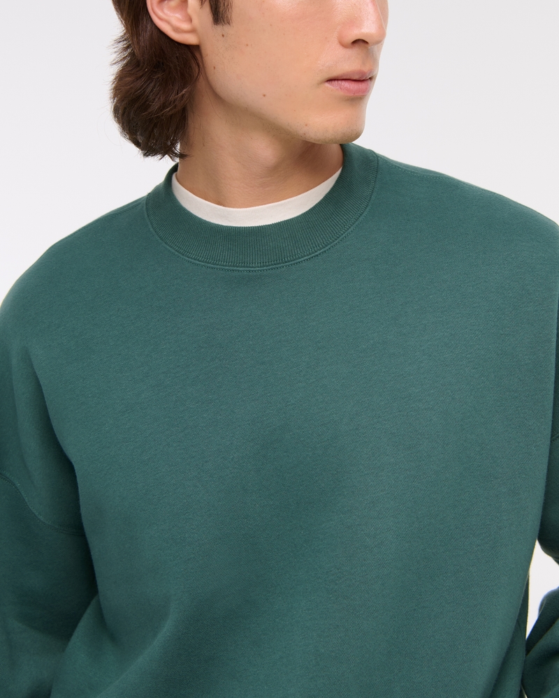 Essential Crew Sweatshirt
