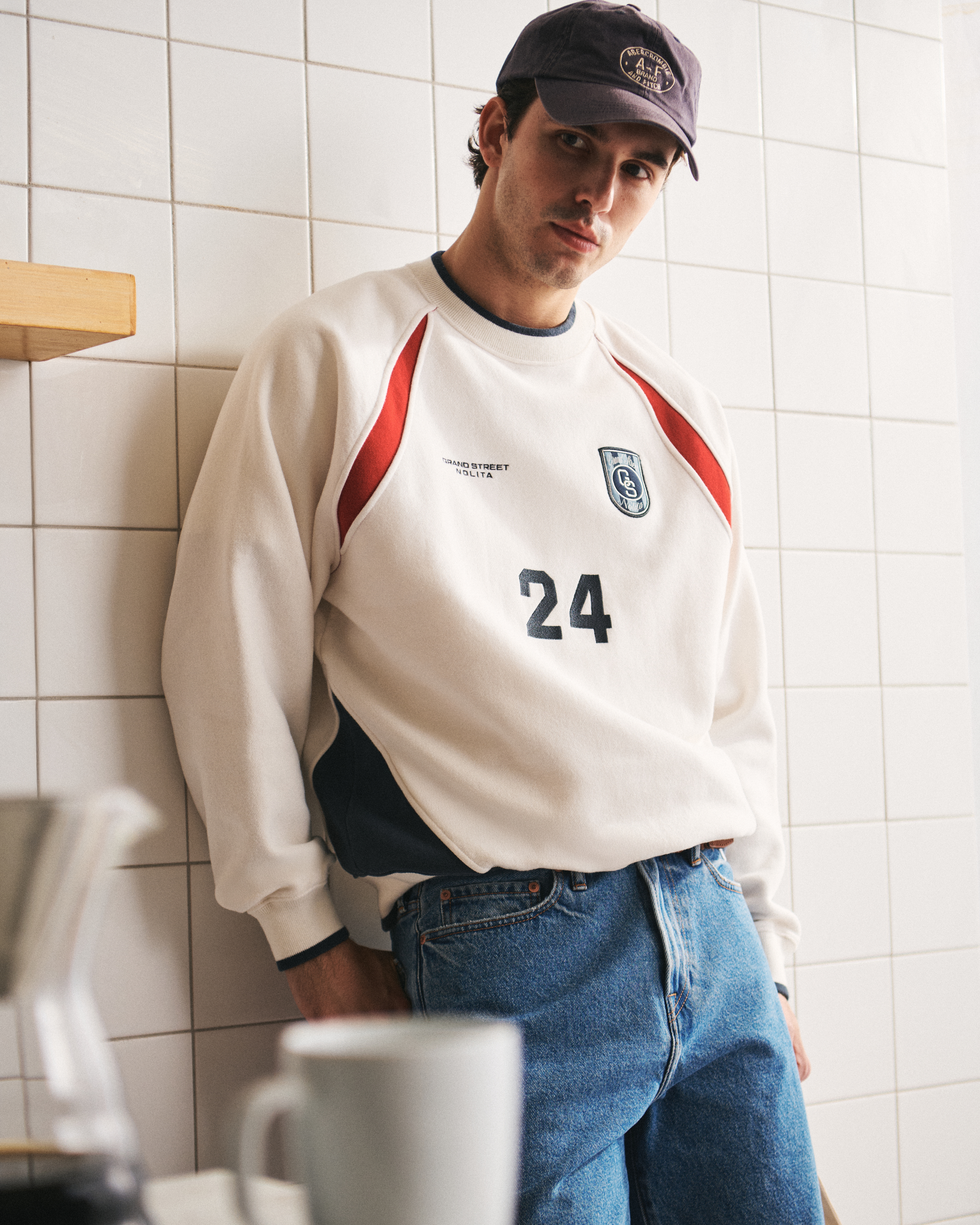 ★Abercrombie & Fitch★ エッセンシャル クルー スウェット メンズ エッセンシャル クルーネックスウェットシャツ | メンズ