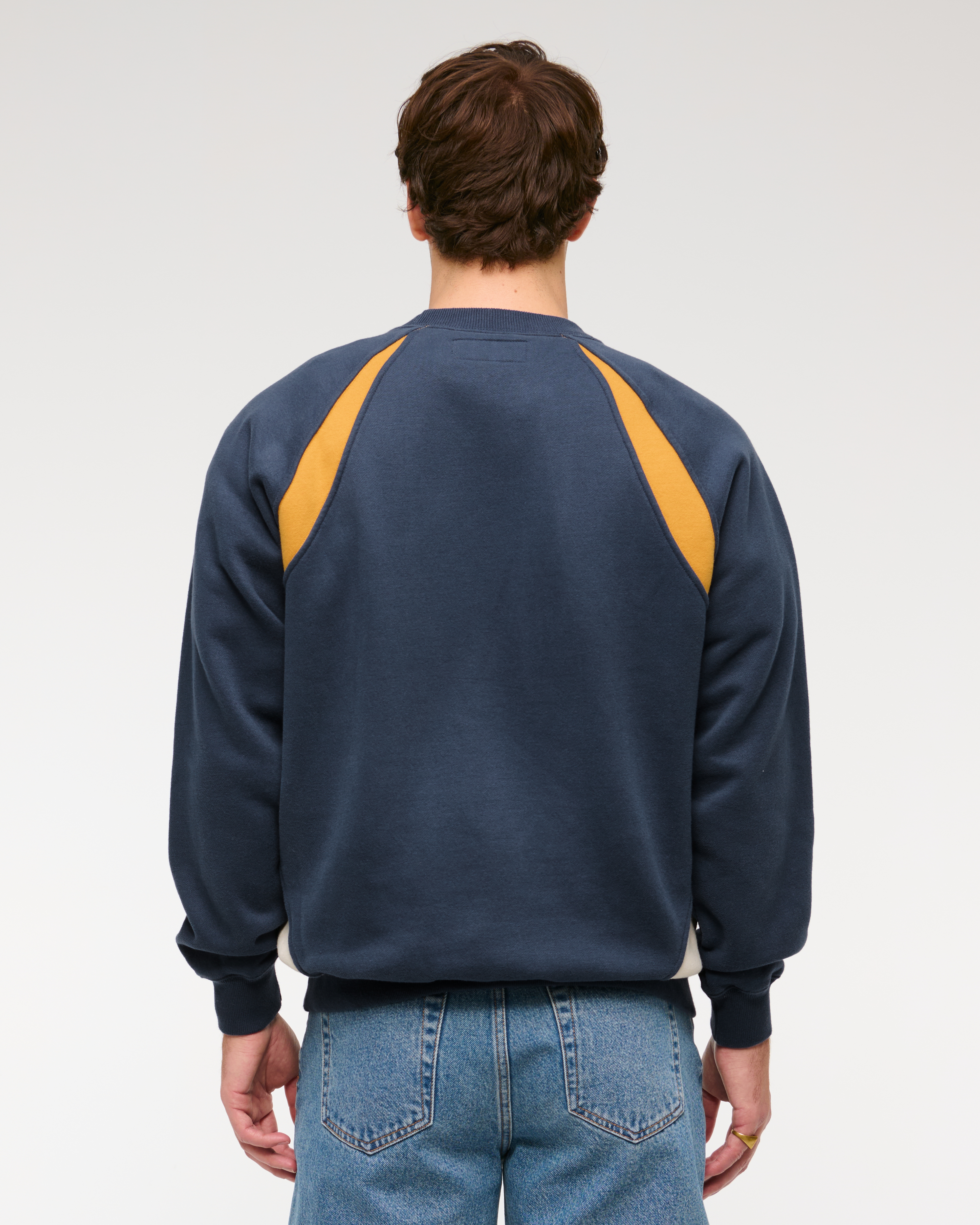 Men's Essential Crew Sweatshirt | Men's Clearance