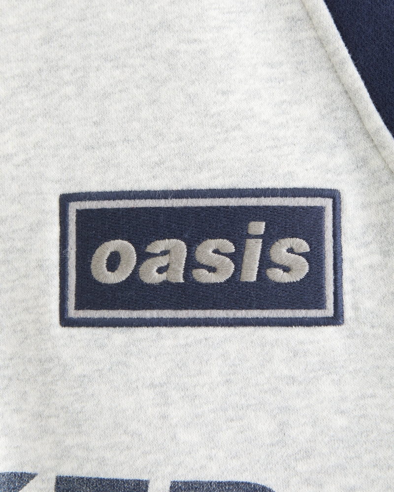 Oasis Graphic Crew Sweatshirt