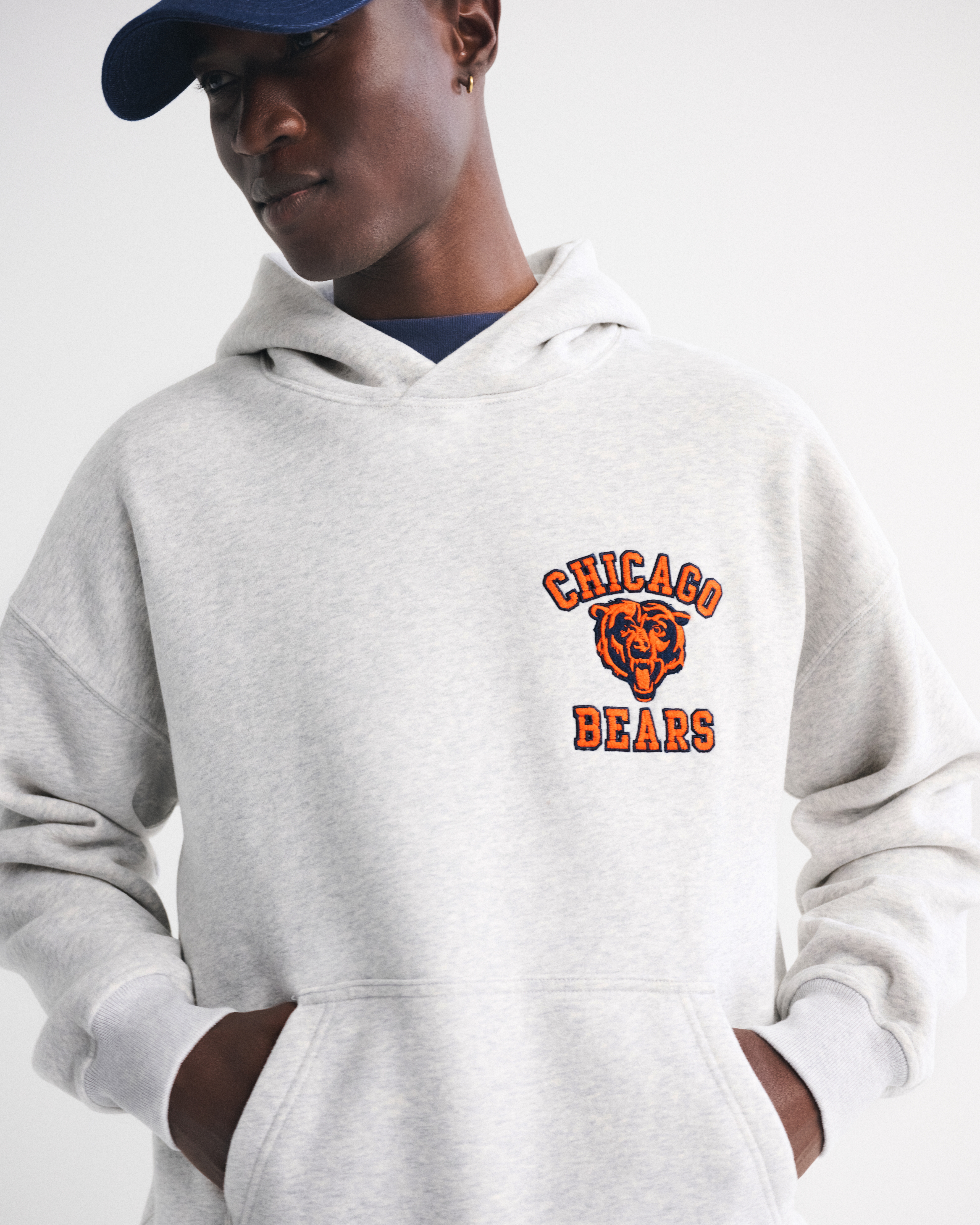 Abercrombie & Fitch Chicago Bears Graphic Popover Hoodie
