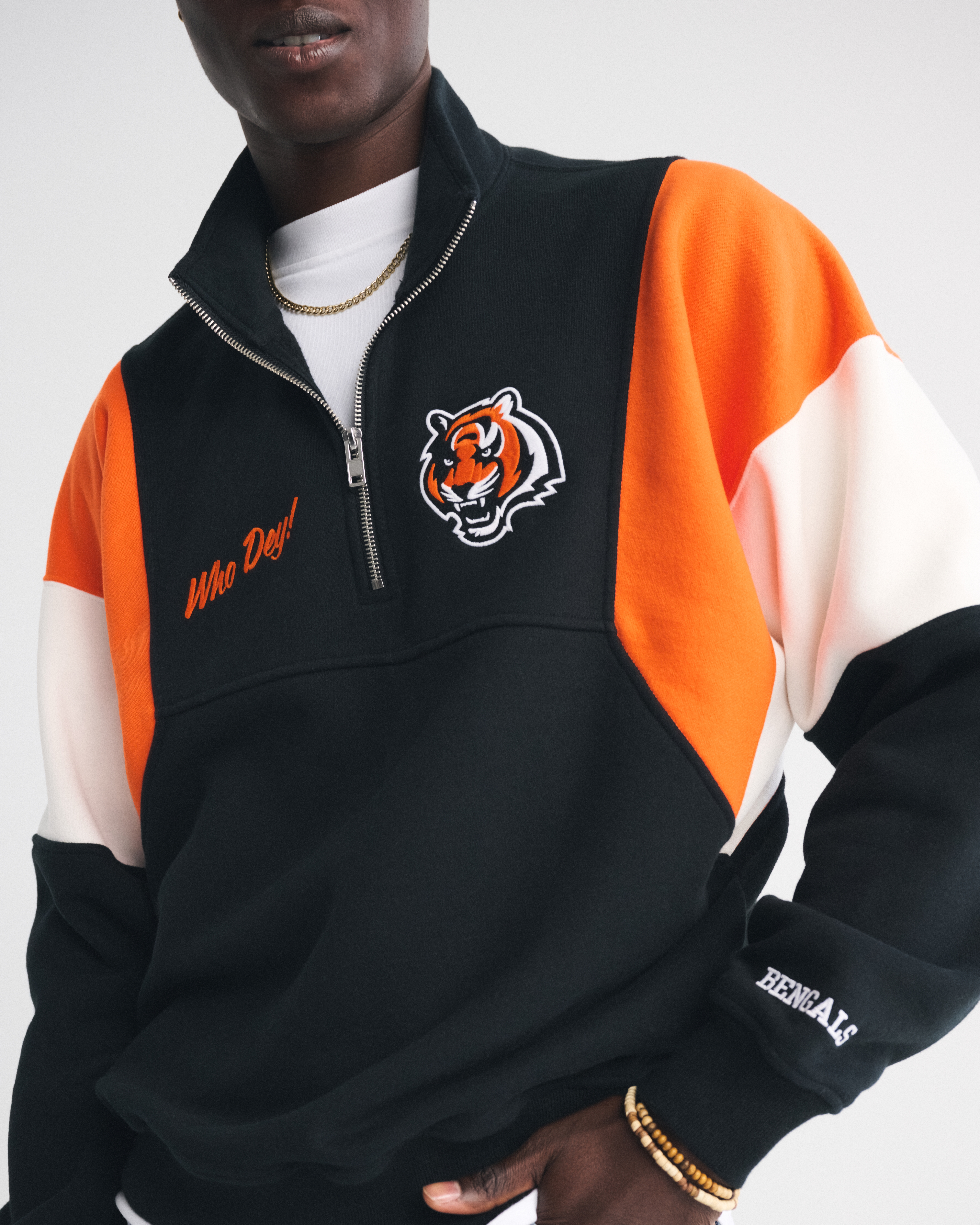 Abercrombie & Fitch Cincinnati Bengals Half-zip Sweatshirt In Black