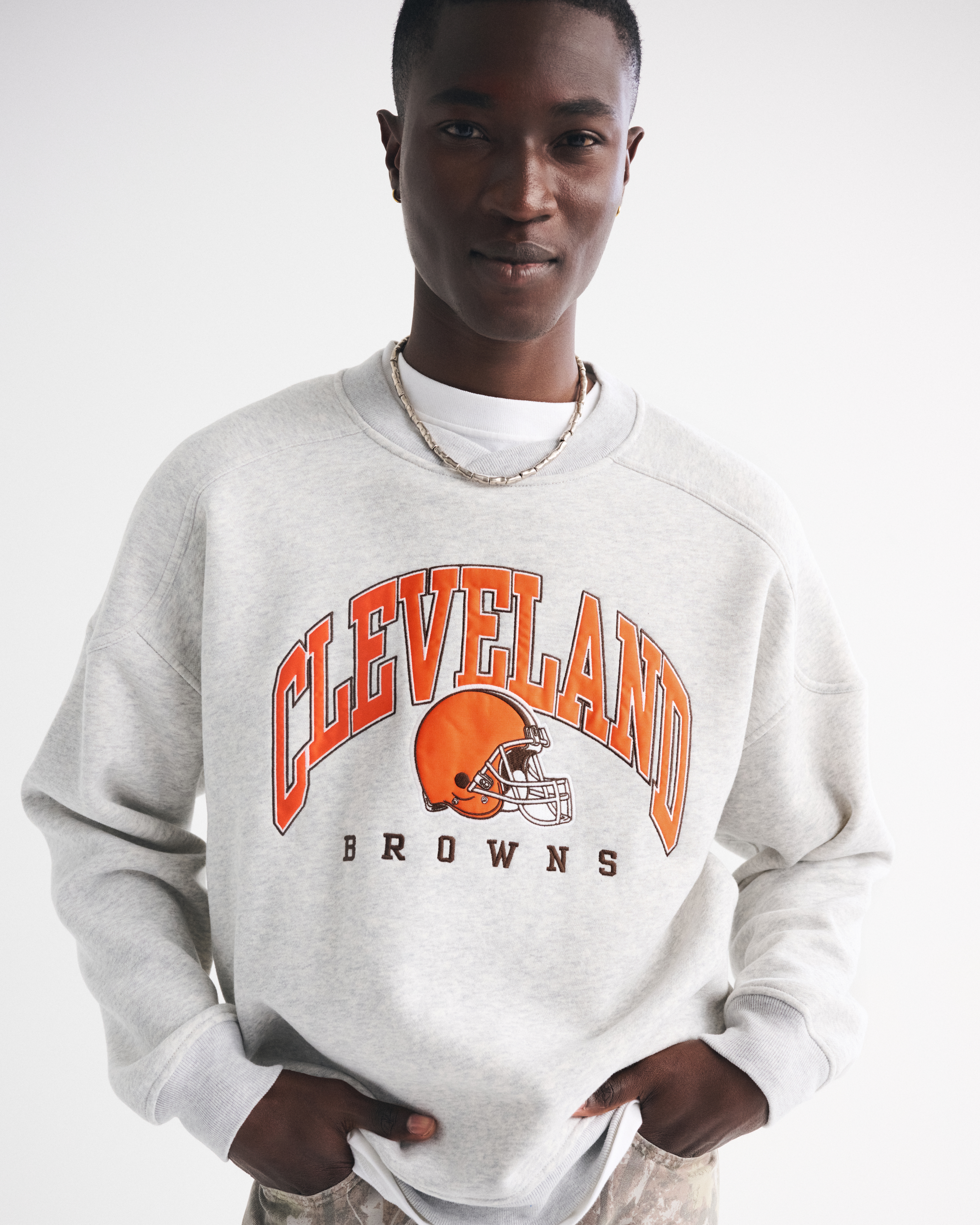 Abercrombie & Fitch Cleveland Browns Graphic Crew Sweatshirt In White