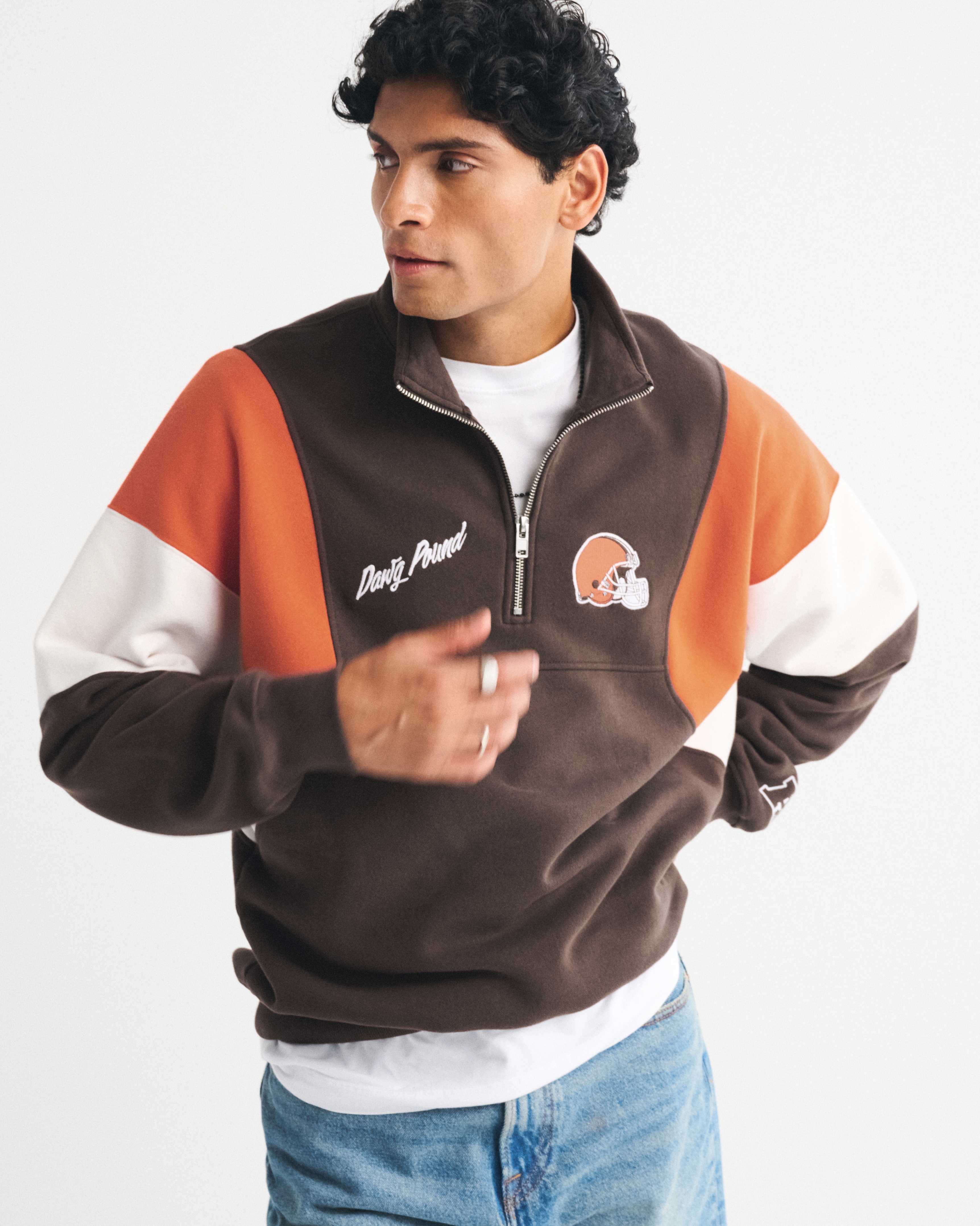 Abercrombie & Fitch Cleveland Browns Half-zip Sweatshirt In Black