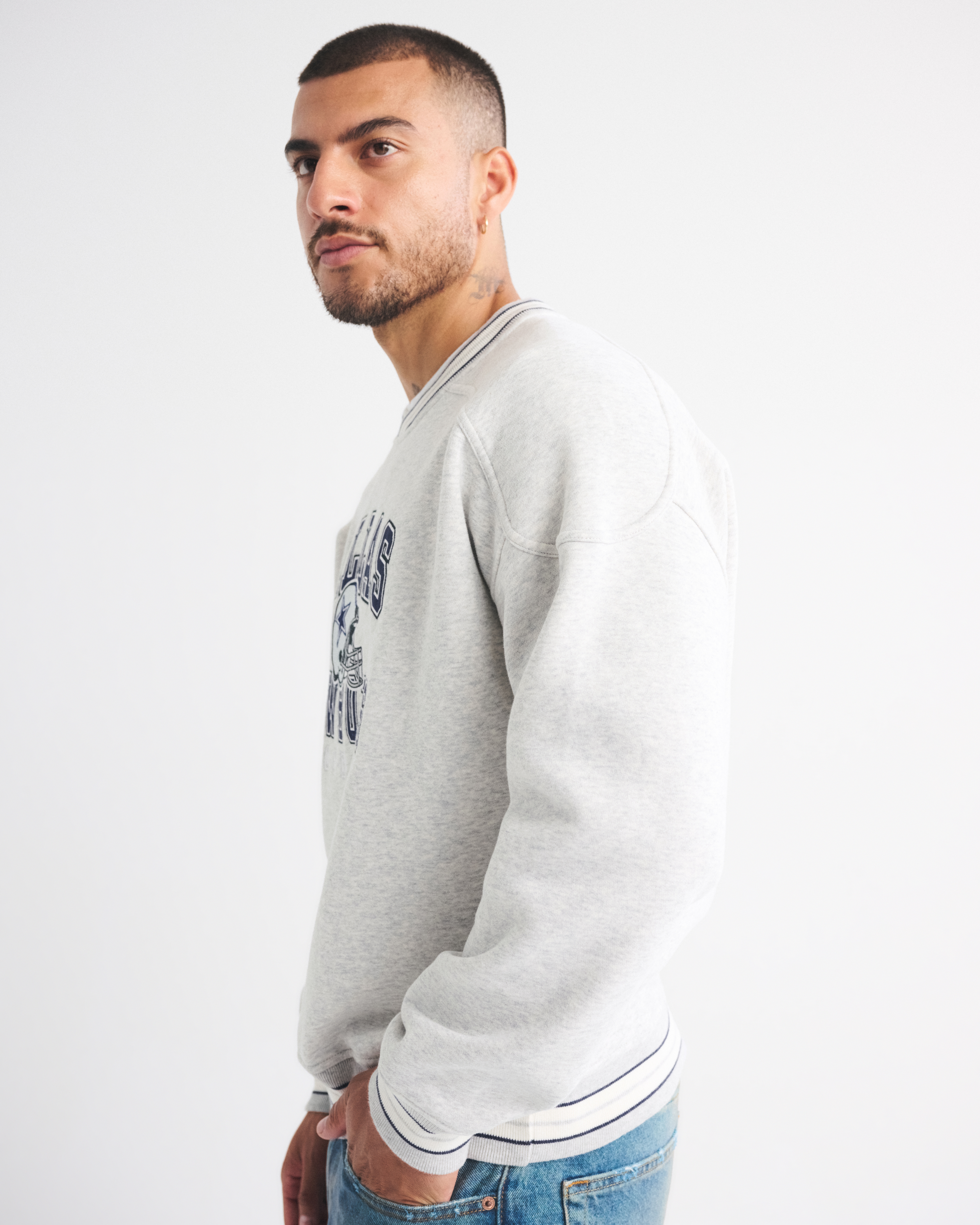 Men's Dallas Cowboys Graphic Crew Sweatshirt | Men's Tops