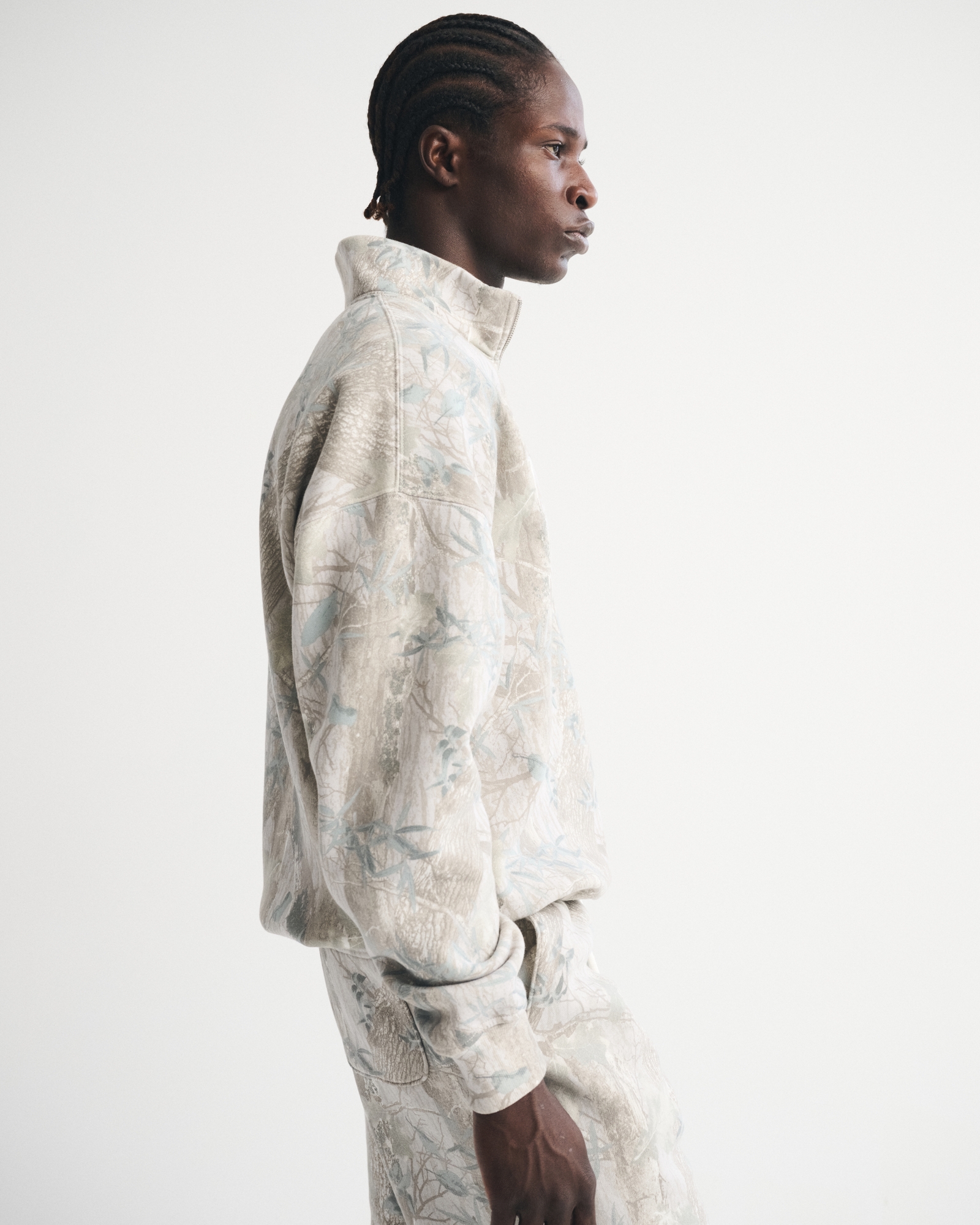 Men's Essential Half-Zip Sweatshirt | Men's Tops | Abercrombie.com
