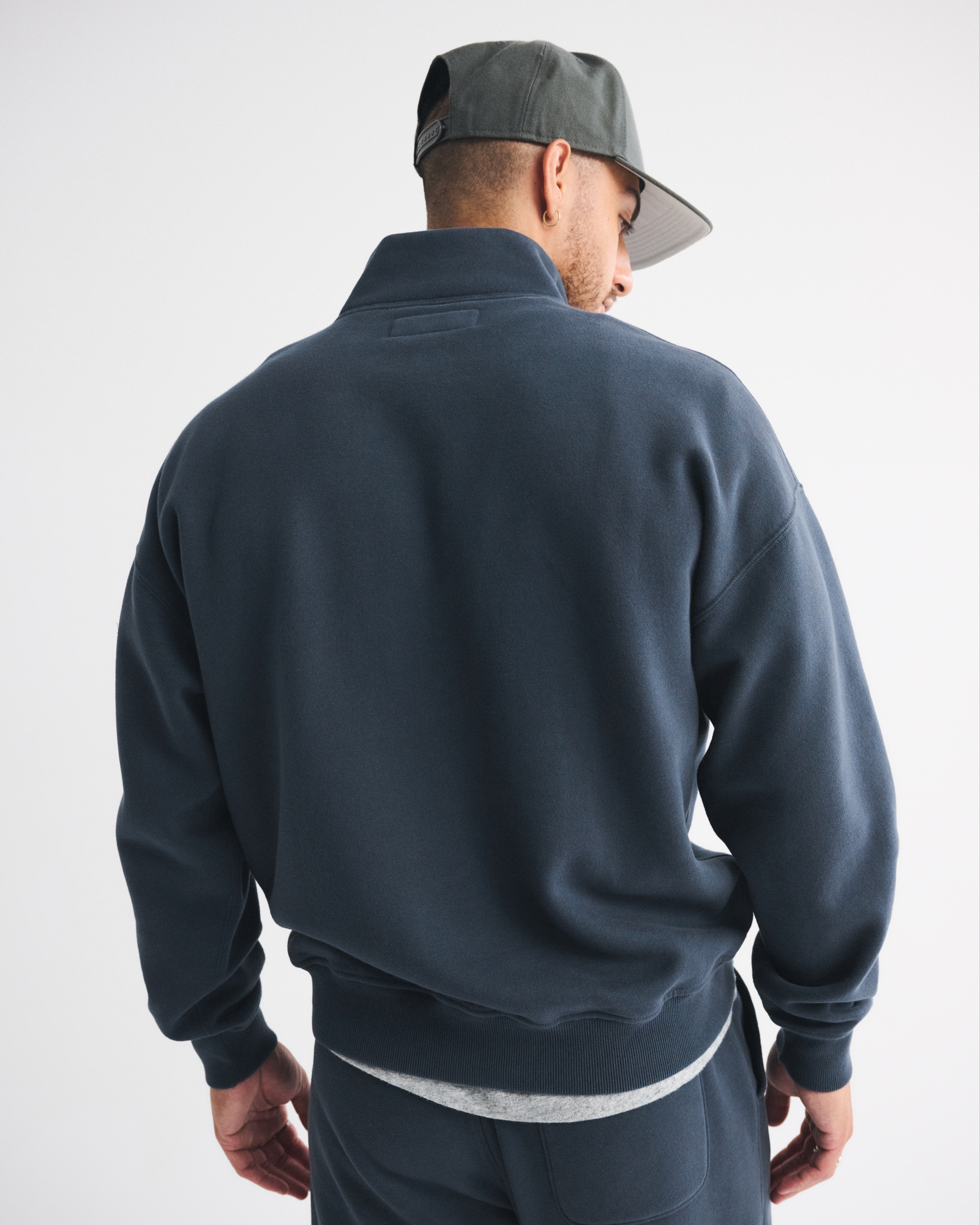 Abercrombie & Fitch Essential Half-zip Sweatshirt In Blue