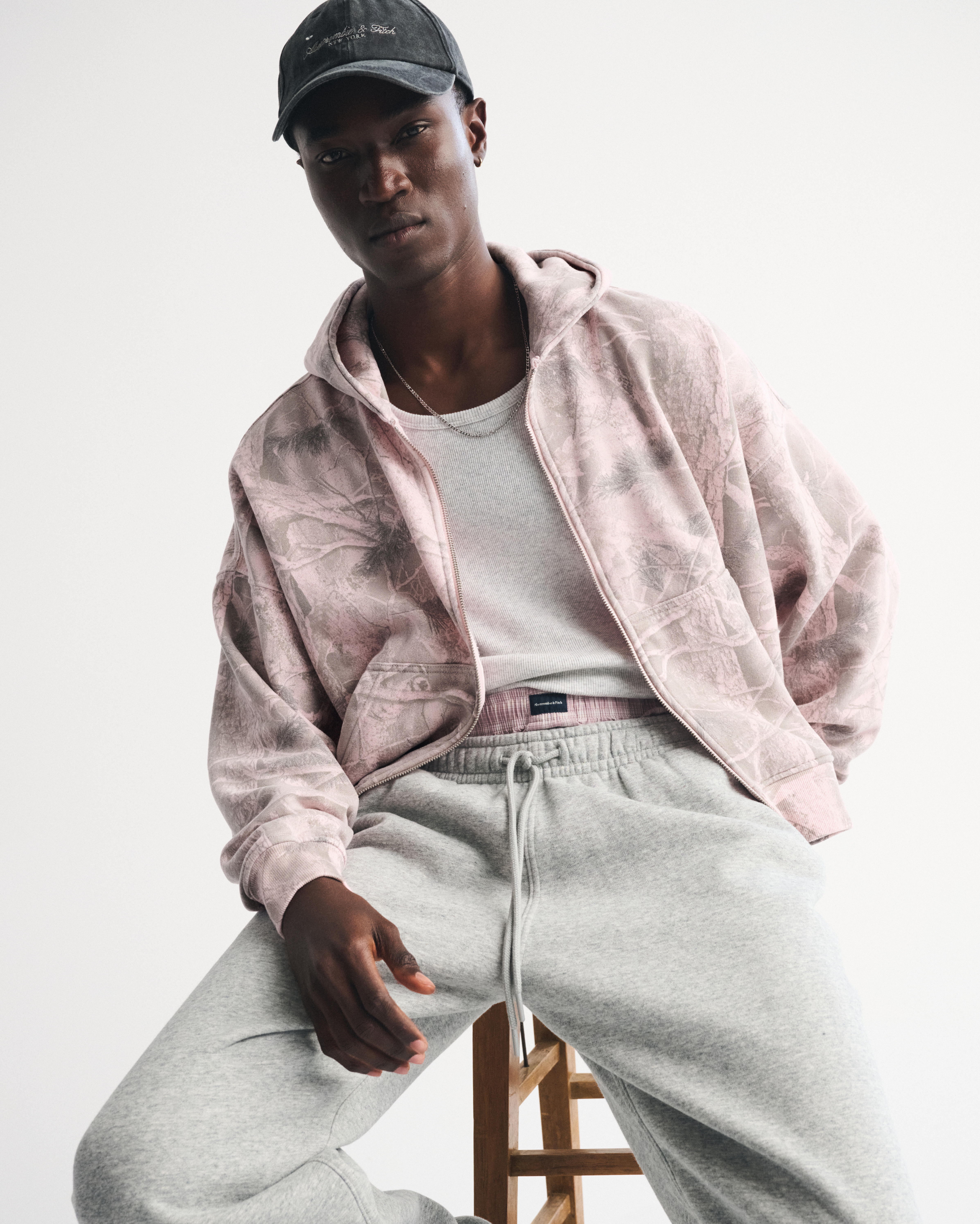 Abercrombie & Fitch Essential Cropped Full-zip Hoodie In Pink