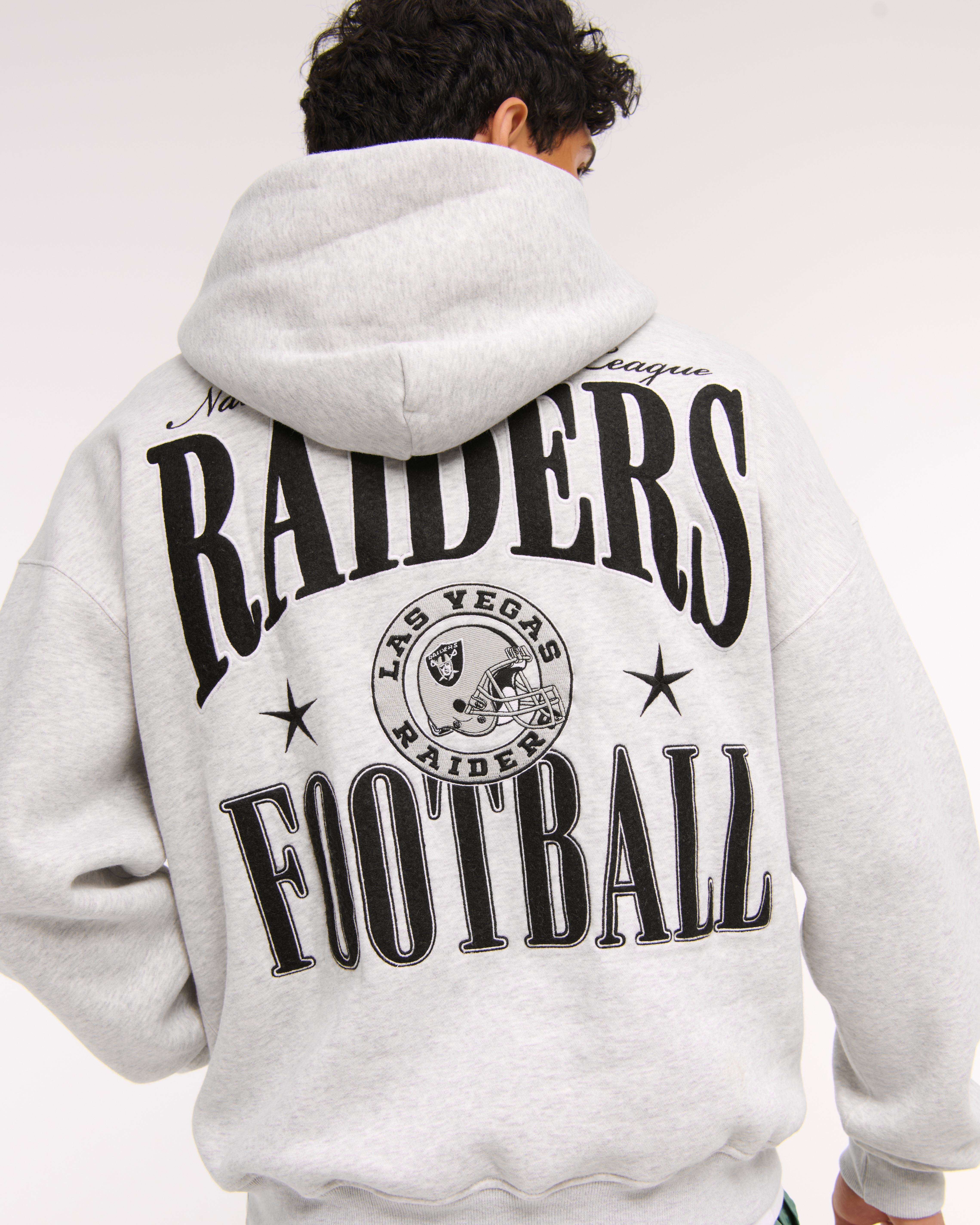Abercrombie & Fitch Las Vegas Raiders Graphic Popover Hoodie In Gray