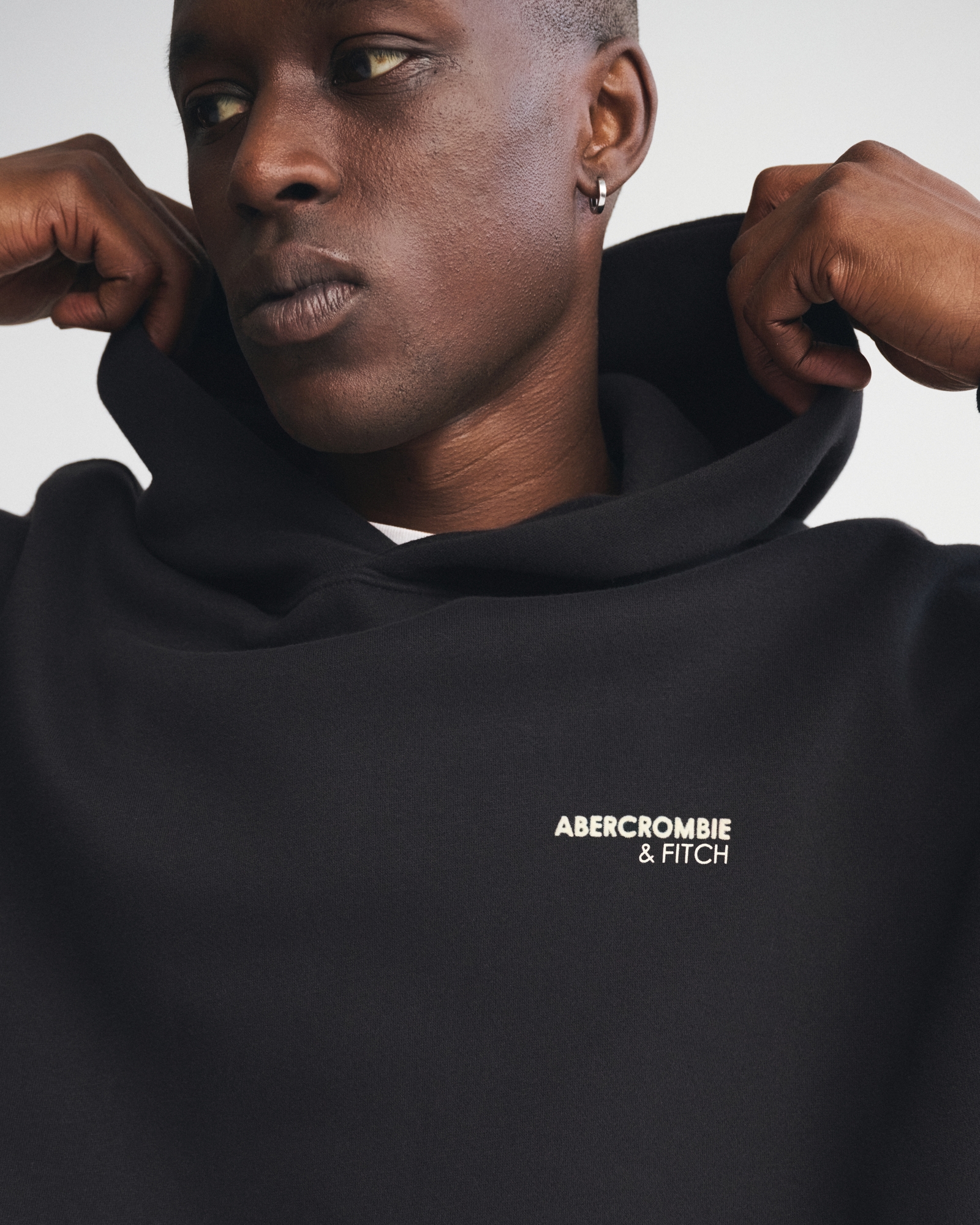 Micro-Logo Popover Hoodie