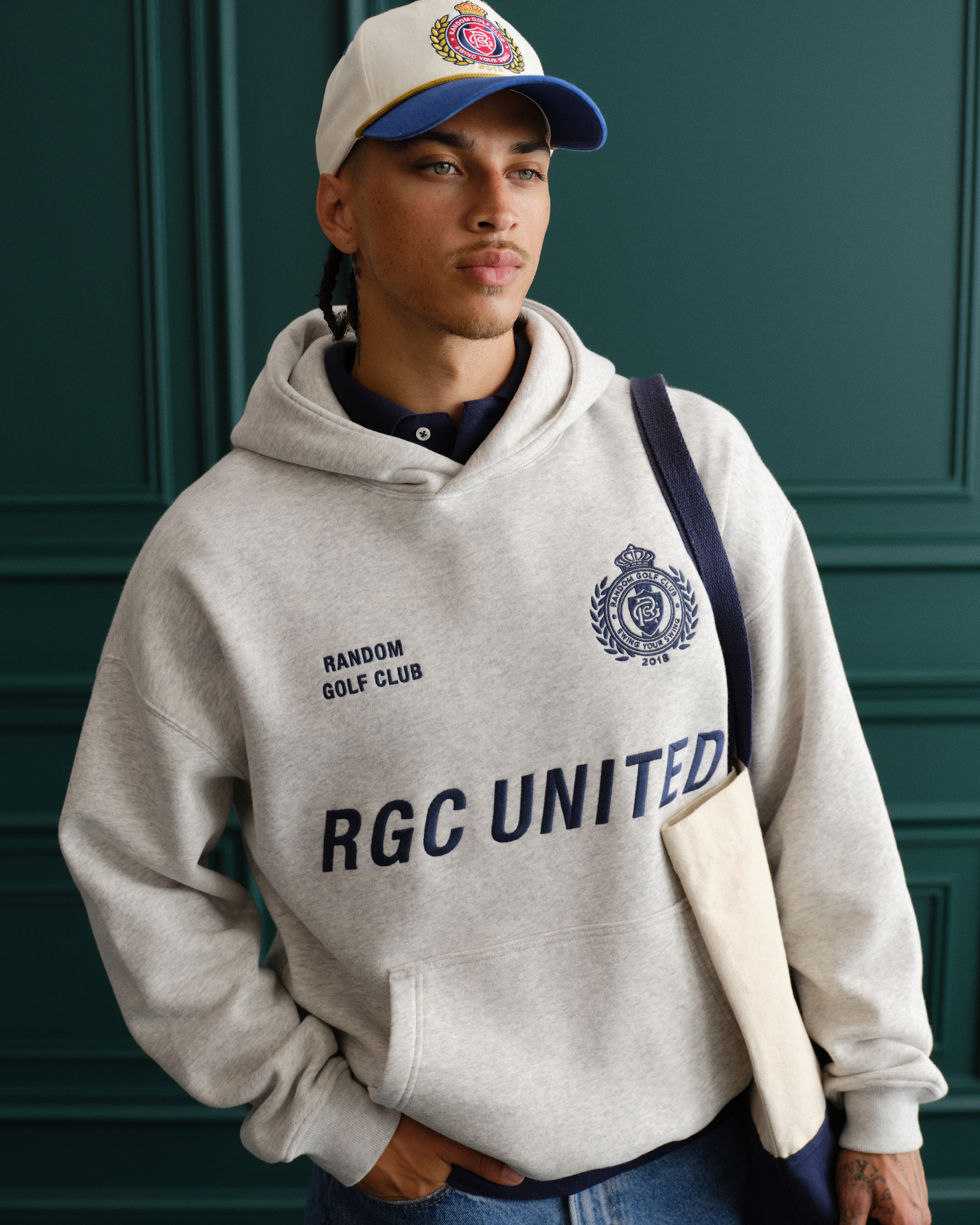 ★Abercrombie & Fitch★ランダムゴルフクラブポップパーカー Men's Random Golf Club Graphic Popover Hoodie | Men's Tops
