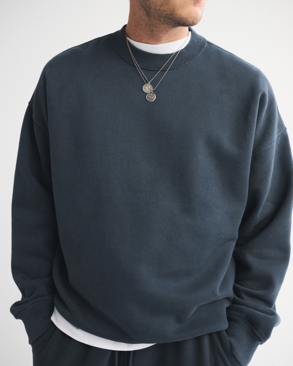 Essential Crew Sweatshirt