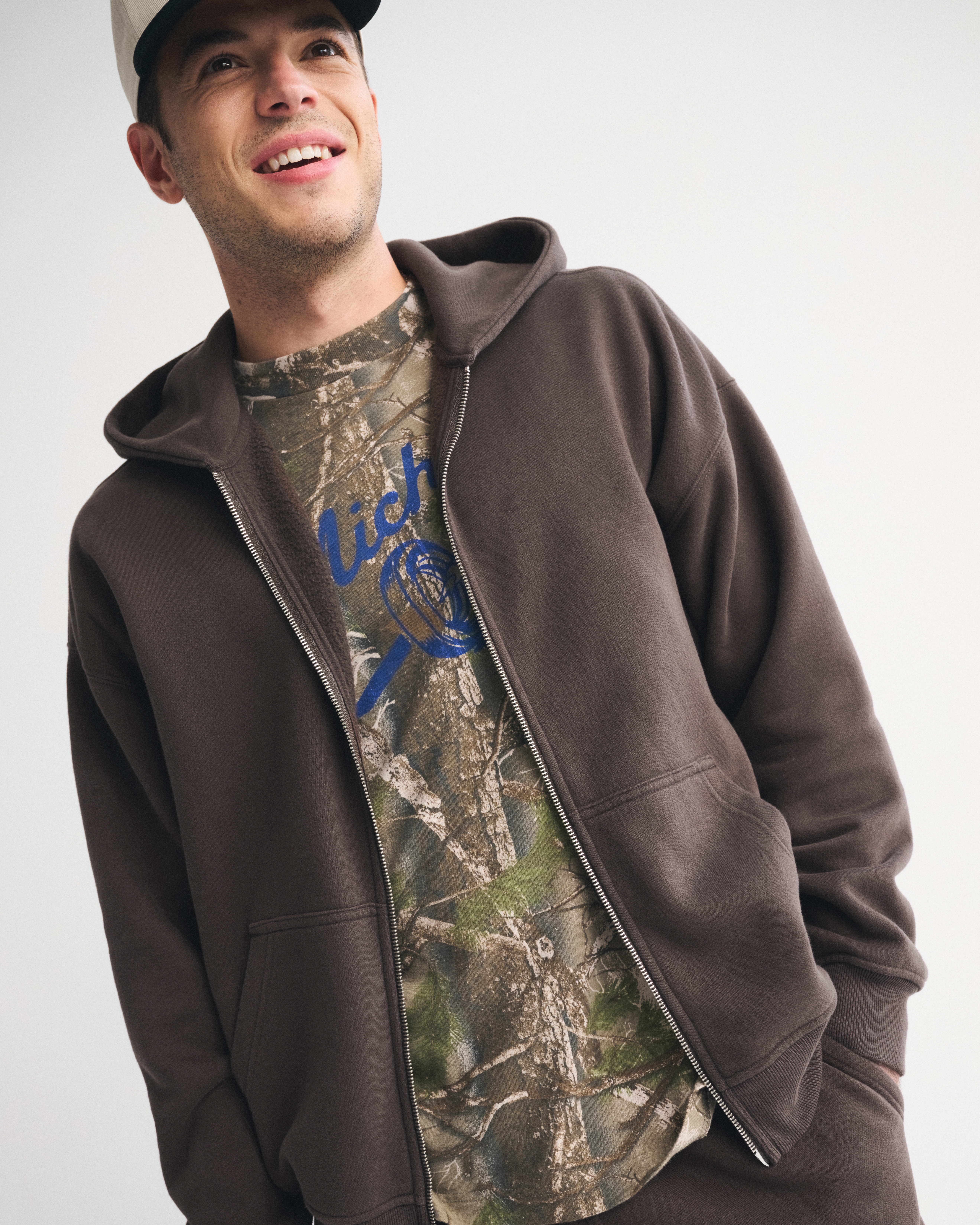Abercrombie & Fitch Essential Full-zip Hoodie In Brown