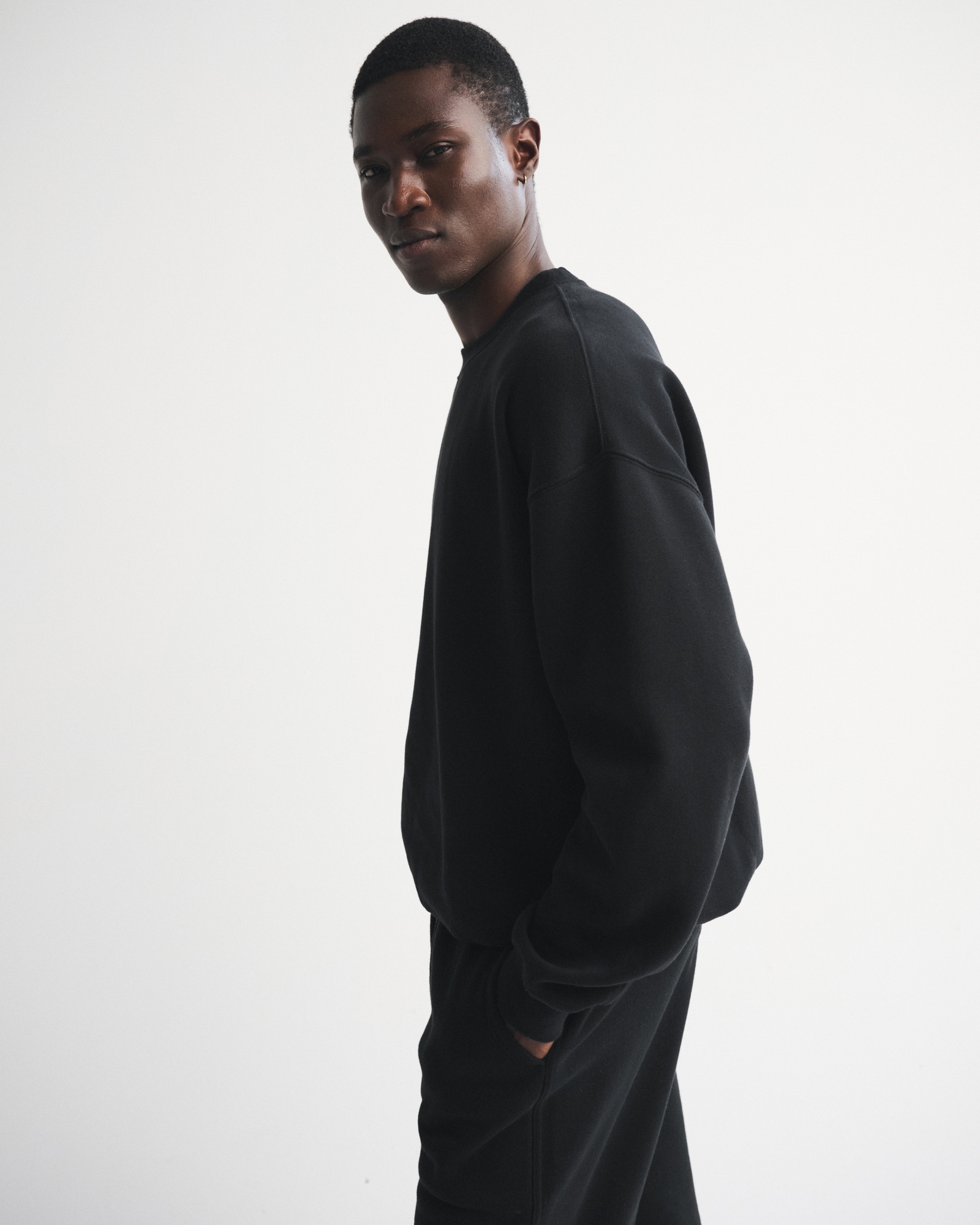 Essential Crew Sweatshirt