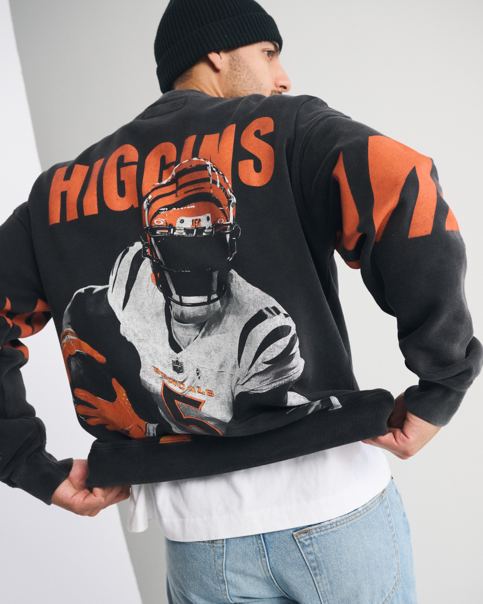 Tee Higgins Graphic Crew Sweatshirt