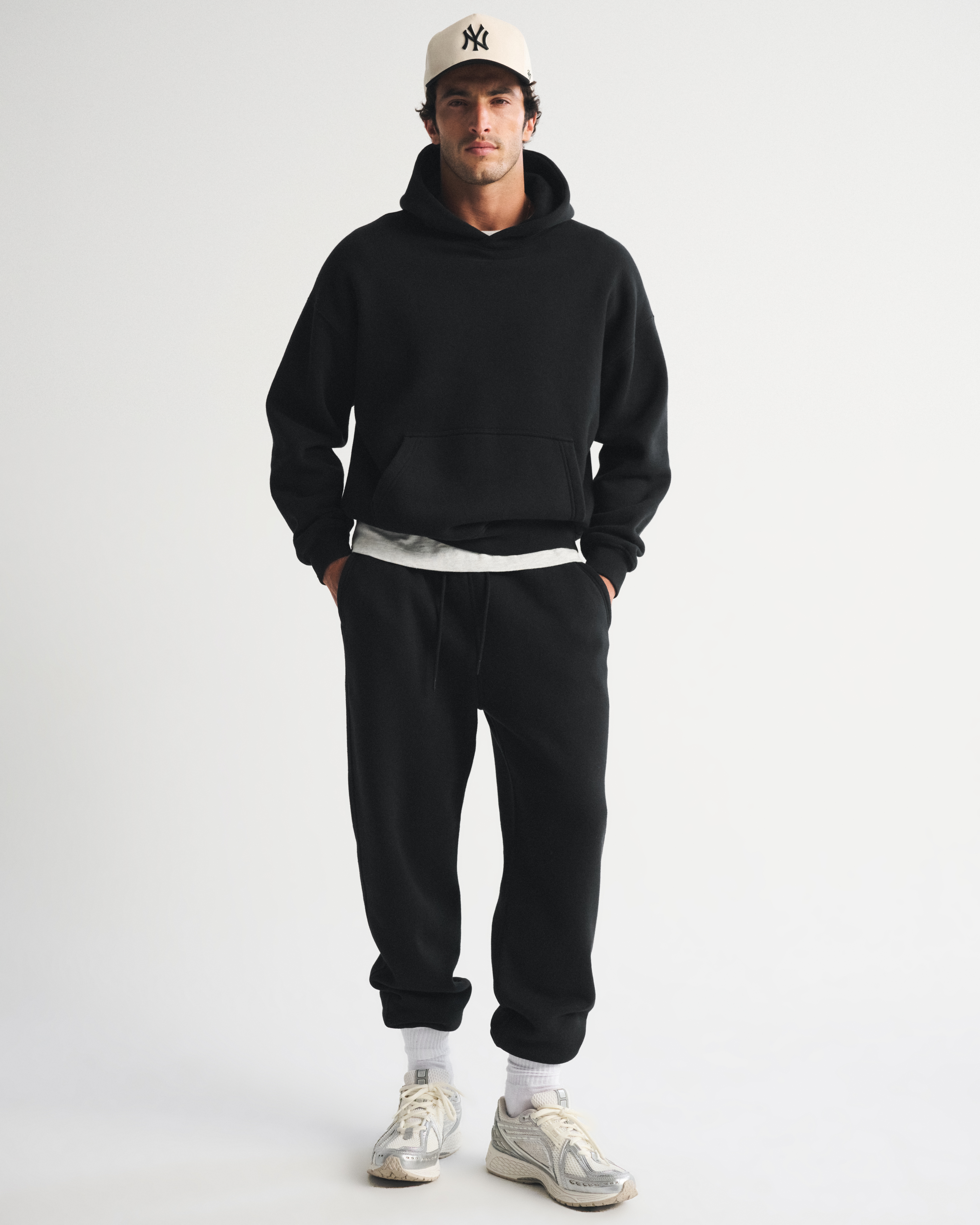 Мужское худи Abercrombie & Fitch Essential Popover 2.0, цвет: Чёрный — фото 3