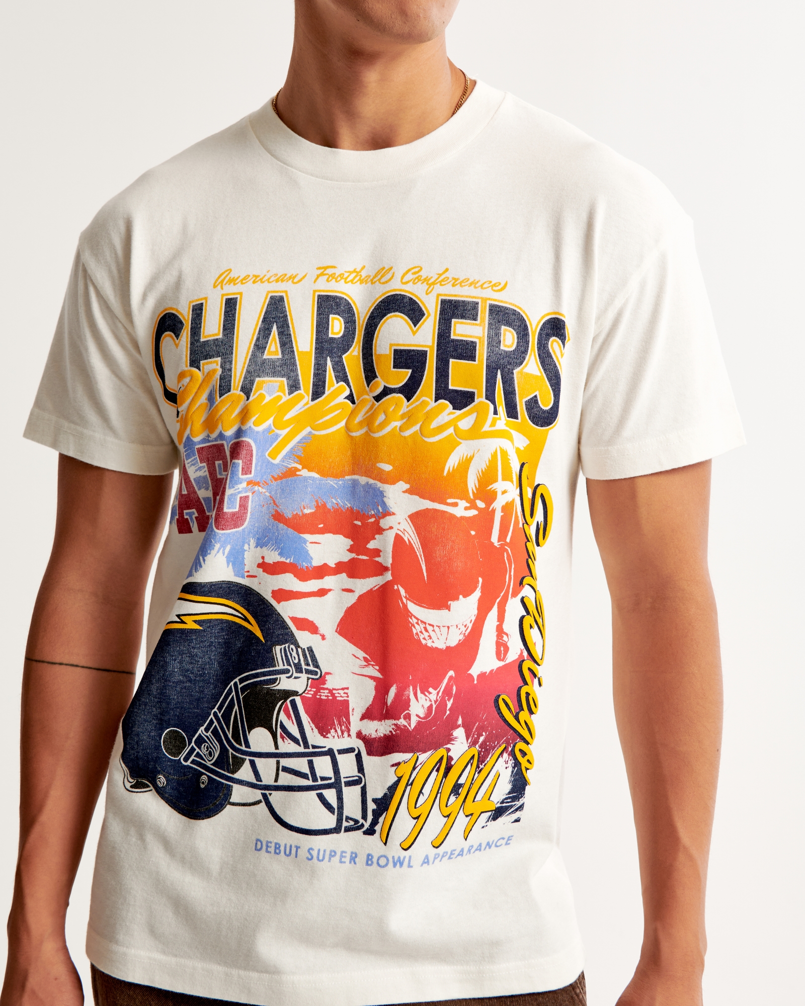 San Diego Chargers Shirt Mens Small Blue Short Sleeve NFL Football Cotton  Logo