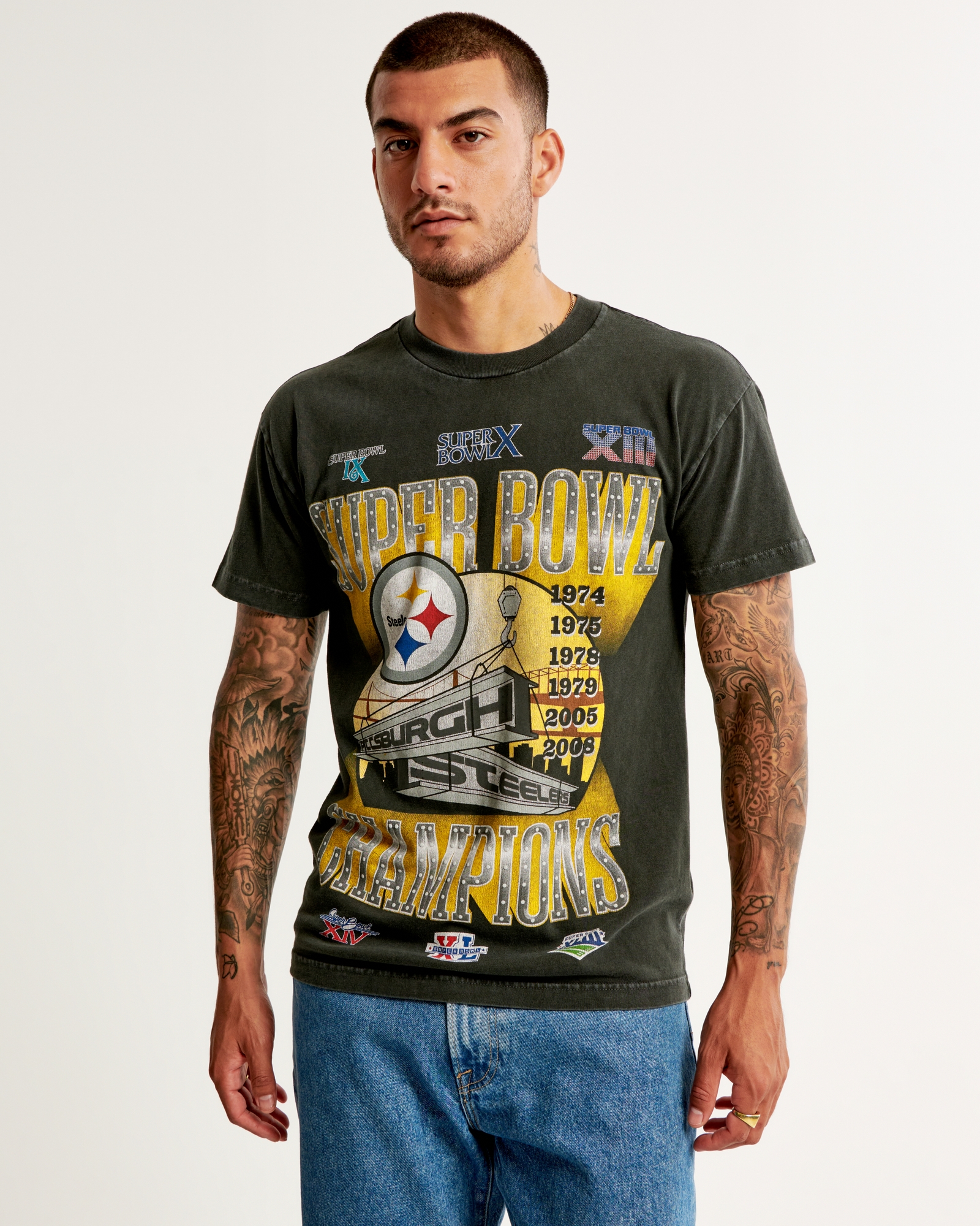 Oversized Boyfriend Pittsburgh Steelers Graphic Tee