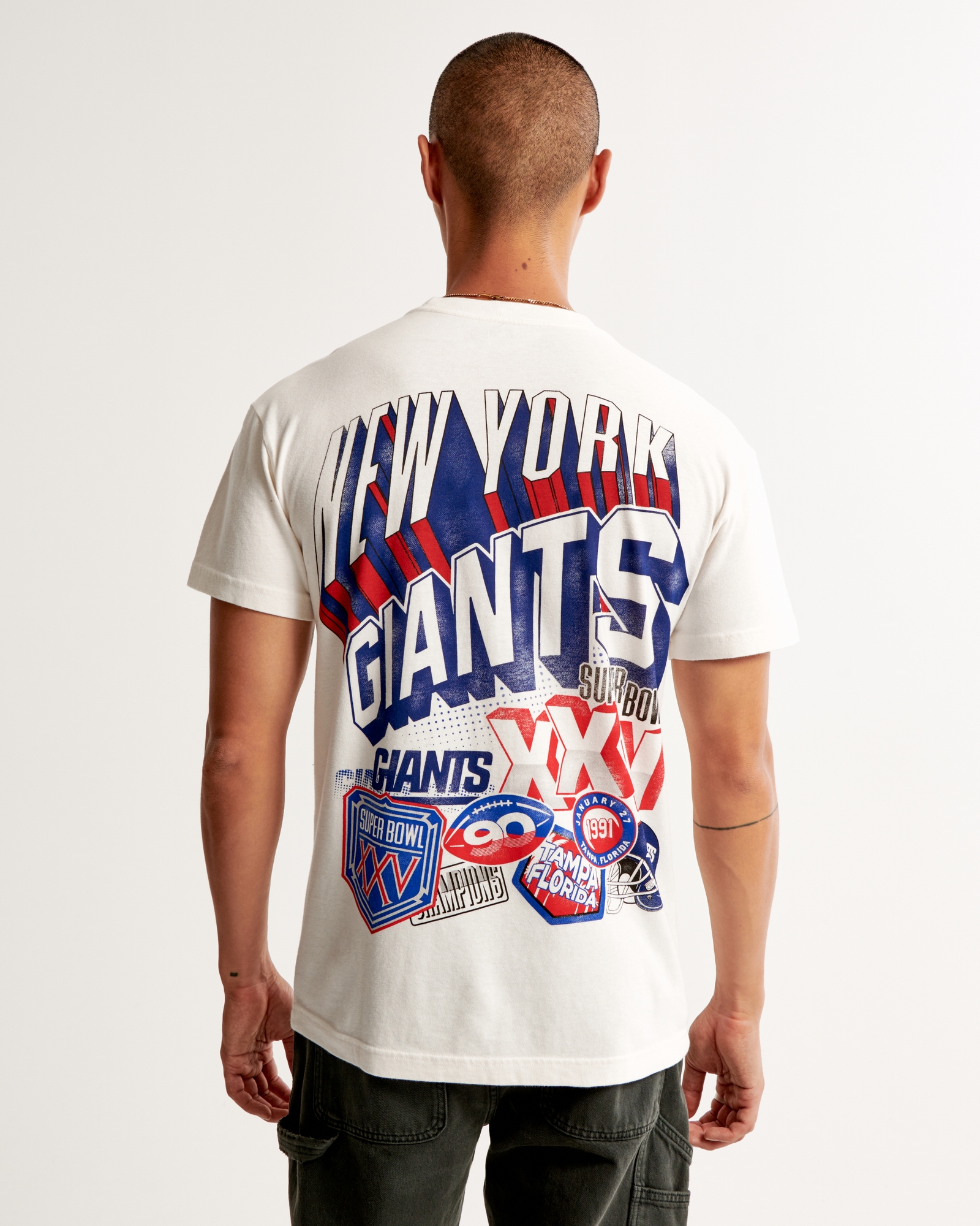 Women's Oversized Boyfriend New York Giants Graphic Tee in Giants | Size Xs | Abercrombie & Fitch