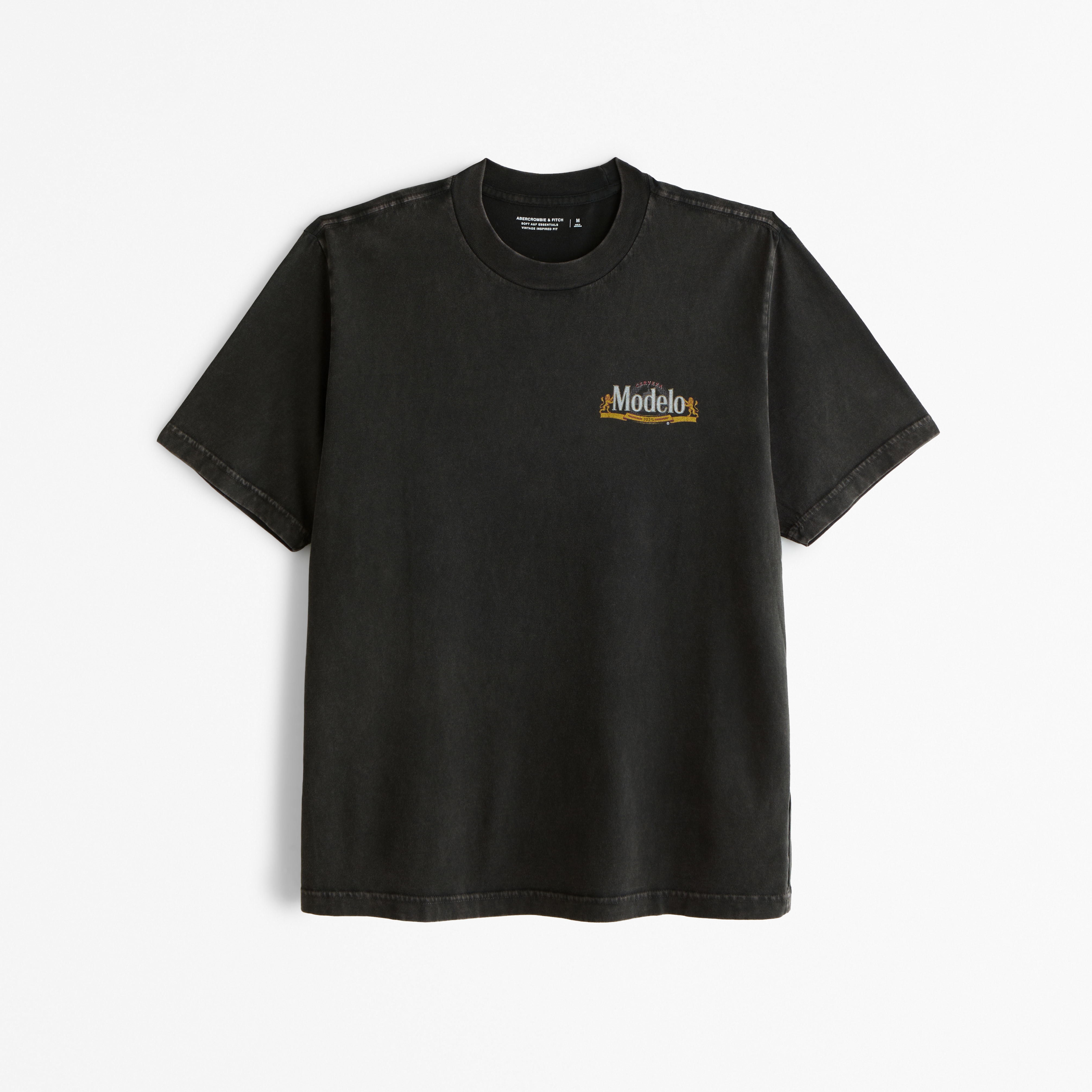 Abercrombie & Fitch★Modeloヴィンテージ風グラフィックTシャツ Men's Modelo Graphic Tee | Men's Clearance | Abercrombie.com