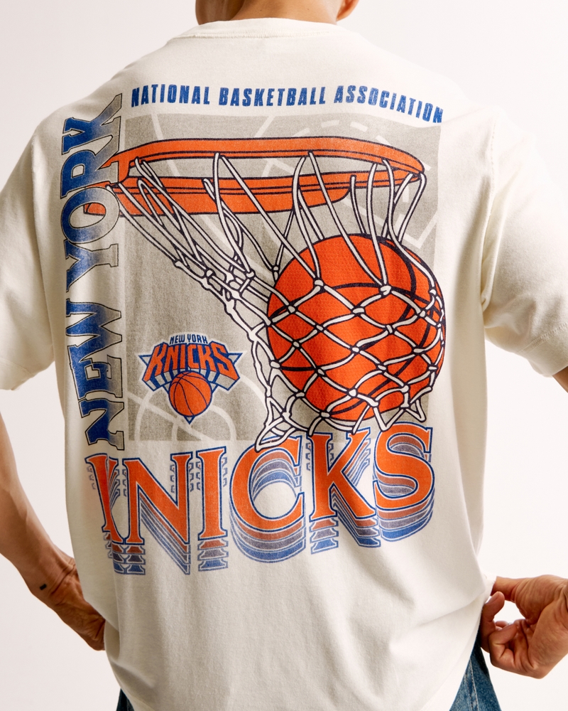 New York Knicks Vintage-Inspired Graphic Tee