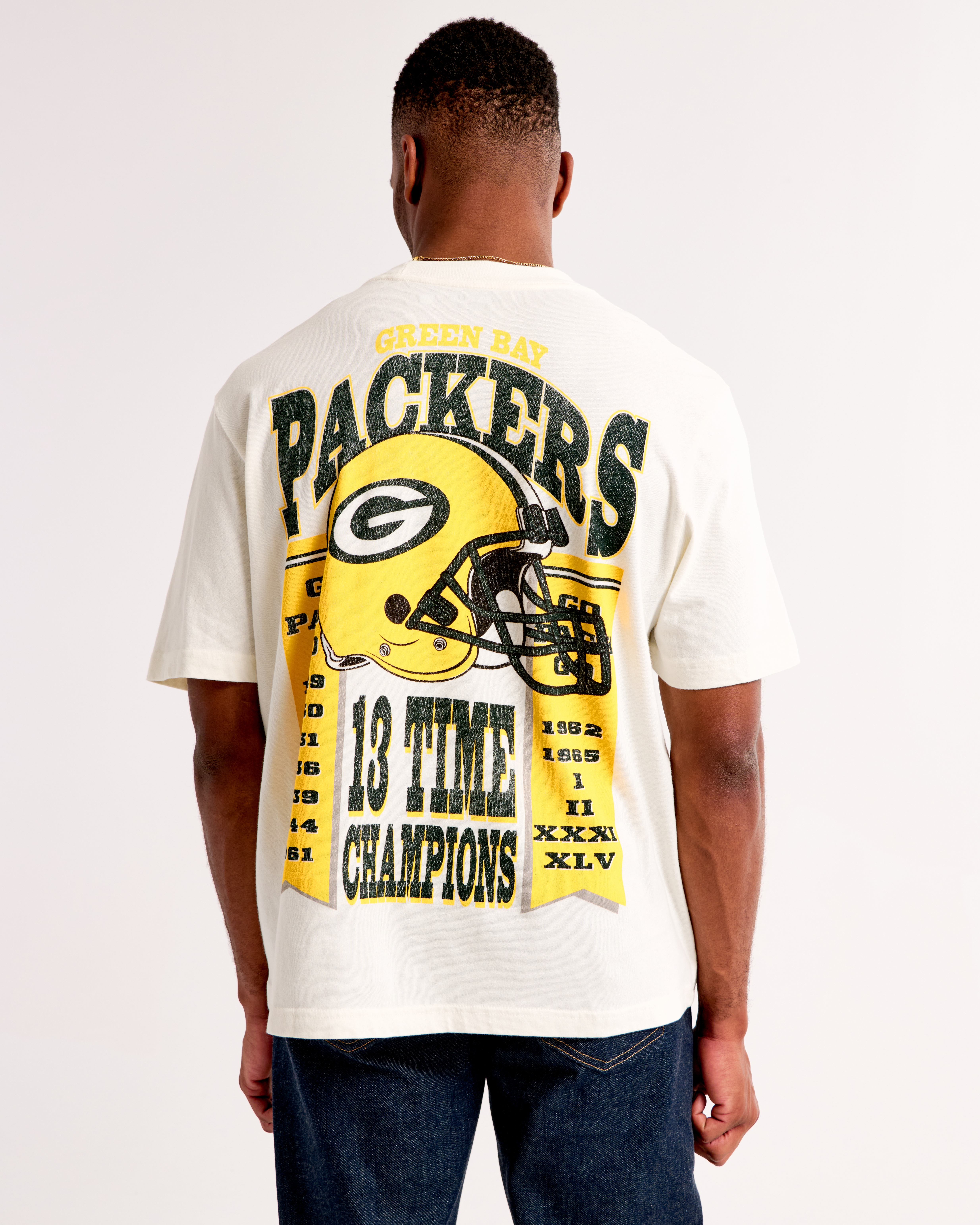 Men s Green Bay Packers Vintage Inspired Graphic Tee Men s Tops Abercrombie