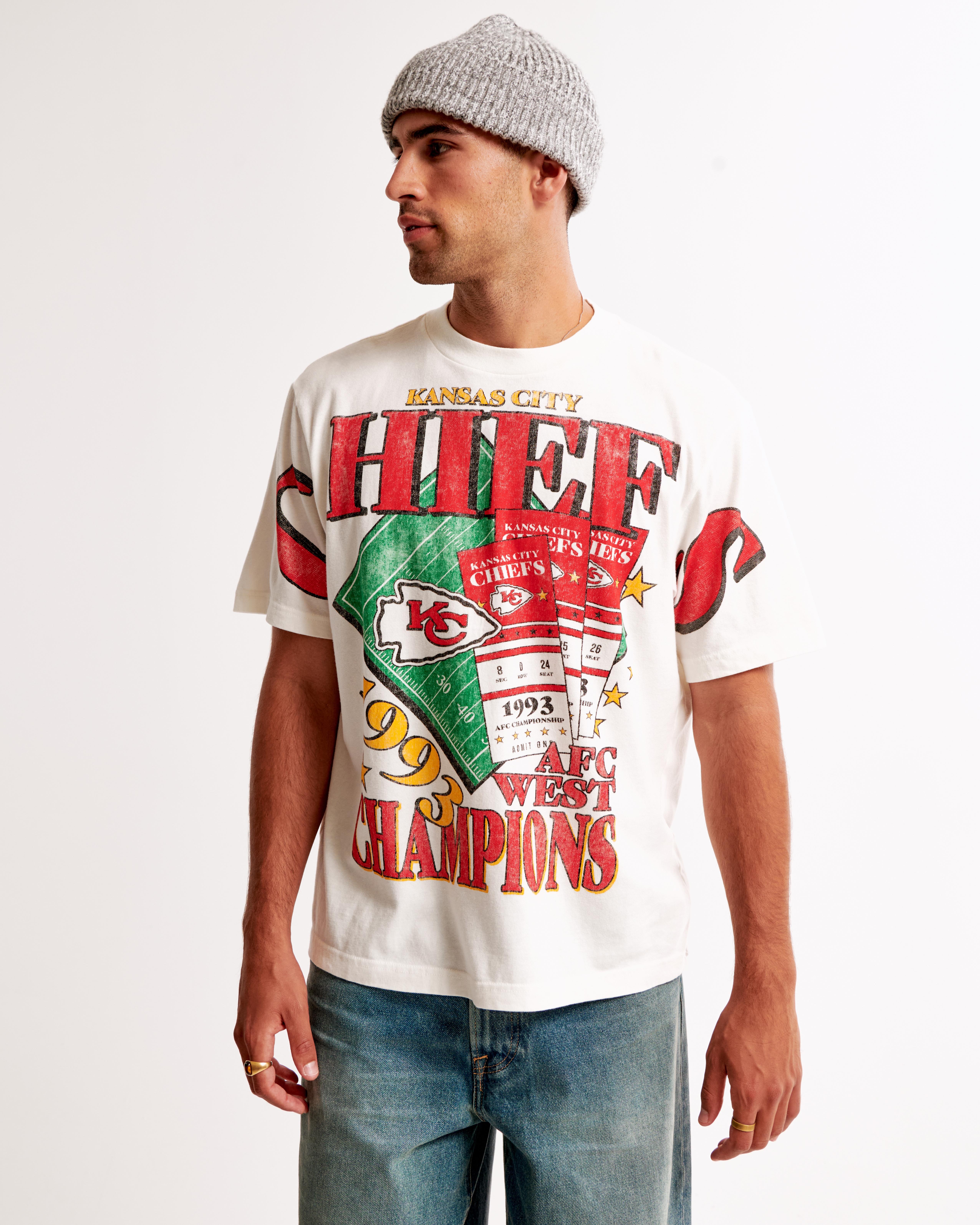 Abercrombie & Fitch Kansas City Chiefs Vintage-inspired Graphic Tee In White