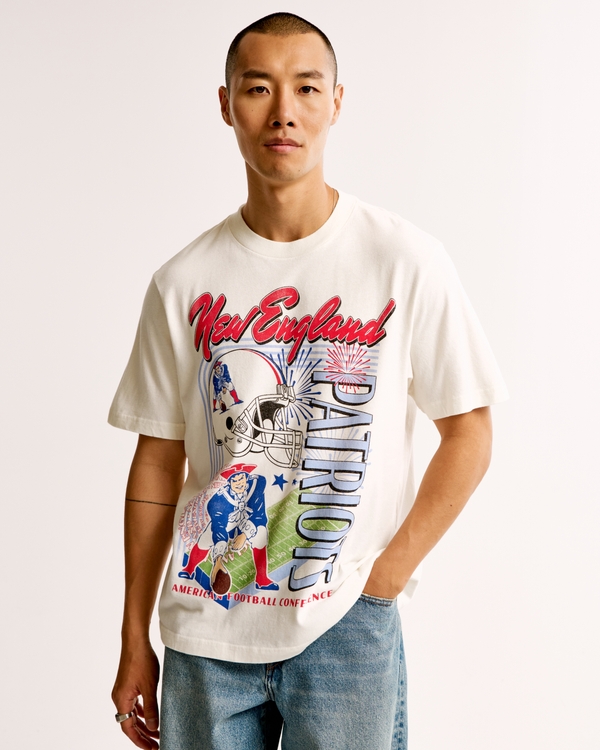 New England Patriots Vintage-Inspired Graphic Tee, Cream