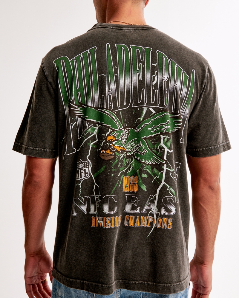 Philadelphia Eagles Vintage-Inspired Graphic Tee